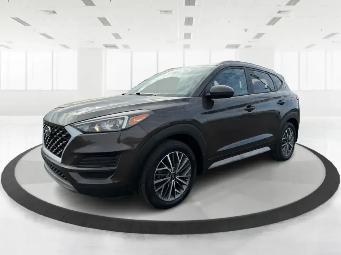 2019 Hyundai Tucson SEL (KM8J3CAL6KU) with an Theta 2.4L I-4 gasoline direct injection engine, 6A transmission, located at 1184 Kauffman Ave, Fairborn, OH, 45324, (937) 908-9800, 39.807072, -84.030914 - **Adventure Awaits with the 2019 Hyundai Tucson SEL at Advantage Car and Credit - Fairborn!**<br /> <br /> Are you ready to elevate your lifestyle and explore the great outdoors? The 2019 Hyundai Tucson SEL is the perfect companion for both weekend adventures and everyday commutes. With its spacious - Photo#8