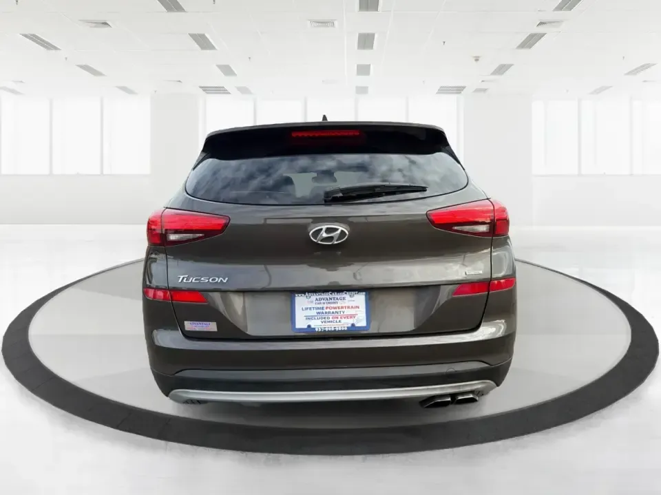 2019 Hyundai Tucson SEL (KM8J3CAL6KU) with an Theta 2.4L I-4 gasoline direct injection engine, 6A transmission, located at 1099 N County Rd 25A, Troy, OH, 45373, (937) 908-9800, 40.057079, -84.212883 - **Adventure Awaits with the 2019 Hyundai Tucson SEL at Advantage Car and Credit - Fairborn!**<br /> <br /> Are you ready to elevate your lifestyle and explore the great outdoors? The 2019 Hyundai Tucson SEL is the perfect companion for both weekend adventures and everyday commutes. With its spacious - Photo#3