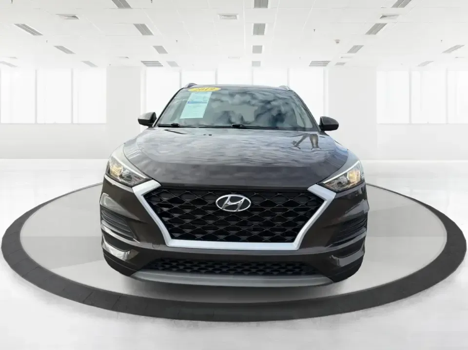 2019 Hyundai Tucson SEL (KM8J3CAL6KU) with an Theta 2.4L I-4 gasoline direct injection engine, 6A transmission, located at 1099 N County Rd 25A, Troy, OH, 45373, (937) 908-9800, 40.057079, -84.212883 - **Adventure Awaits with the 2019 Hyundai Tucson SEL at Advantage Car and Credit - Fairborn!**<br /> <br /> Are you ready to elevate your lifestyle and explore the great outdoors? The 2019 Hyundai Tucson SEL is the perfect companion for both weekend adventures and everyday commutes. With its spacious - Photo#7