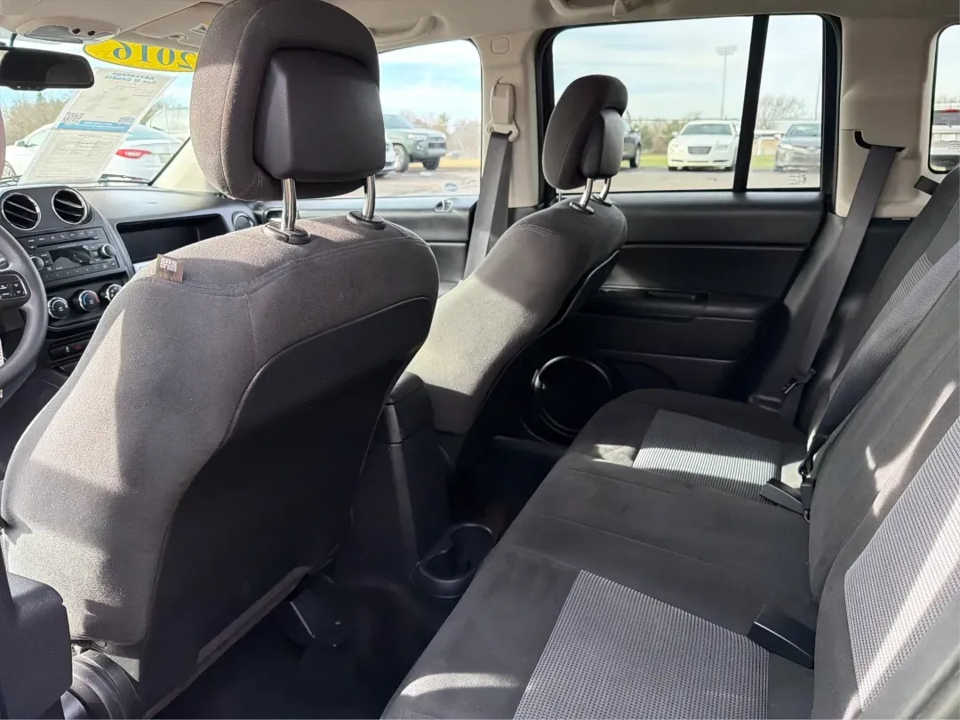 2016 Jeep Compass Sport (1C4NJDBB2GD) with an 2.4L I-4 DOHC engine, located at 8750 N County Rd 25A, Piqua, OH, 45356, (937) 908-9800, 40.164391, -84.232513 - Discover the perfect blend of adventure and practicality with the 2016 Jeep Compass Sport, available now at Advantage Car and Credit in Fairborn, OH. This versatile SUV is designed for those who crave both weekend escapades and everyday functionality. Whether you're a growing family looking for a sp - Photo#10