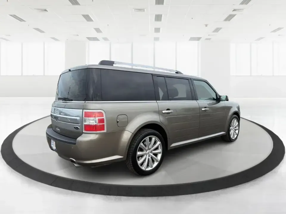 2014 Ford Flex Limited (2FMGK5D89EB) with an 3.5L V-6 DOHC engine, 6-Speed Automatic Overdrive transmission, located at 1230 East Main St, Xenia, OH, 45385, (937) 908-9800, 39.688026, -83.910172 - Are you ready to upgrade your lifestyle with a reliable vehicle that accommodates both family adventures and daily commutes? Look no further than this stunning 2014 Ford Flex Limited, available now at Advantage Car and Credit in Moraine, OH. With its spacious interior, versatile cargo capacity, and - Photo#2