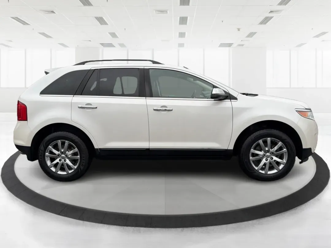 2013 Ford Edge Limited (2FMDK4KC5DB) with an 3.5L V-6 DOHC engine, located at 1951 S Dayton Lakeview Rd., New Carlisle, OH, 45344, (937) 908-9800, 39.890999, -84.050255 - ### Elevate Your Lifestyle with the 2013 Ford Edge Limited at Advantage Car and Credit in New Carlisle, OH!<br /> <br /> Are you ready to upgrade your family adventures, daily commutes, or weekend getaways? The 2013 Ford Edge Limited is here to transform your driving experience! With its sophisticat - Photo#1