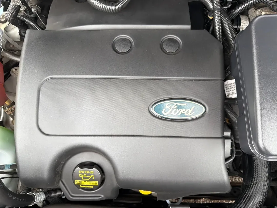 2013 Ford Edge Limited (2FMDK4KC5DB) with an 3.5L V-6 DOHC engine, located at 1951 S Dayton Lakeview Rd., New Carlisle, OH, 45344, (937) 908-9800, 39.890999, -84.050255 - ### Elevate Your Lifestyle with the 2013 Ford Edge Limited at Advantage Car and Credit in New Carlisle, OH!<br /> <br /> Are you ready to upgrade your family adventures, daily commutes, or weekend getaways? The 2013 Ford Edge Limited is here to transform your driving experience! With its sophisticat - Photo#11