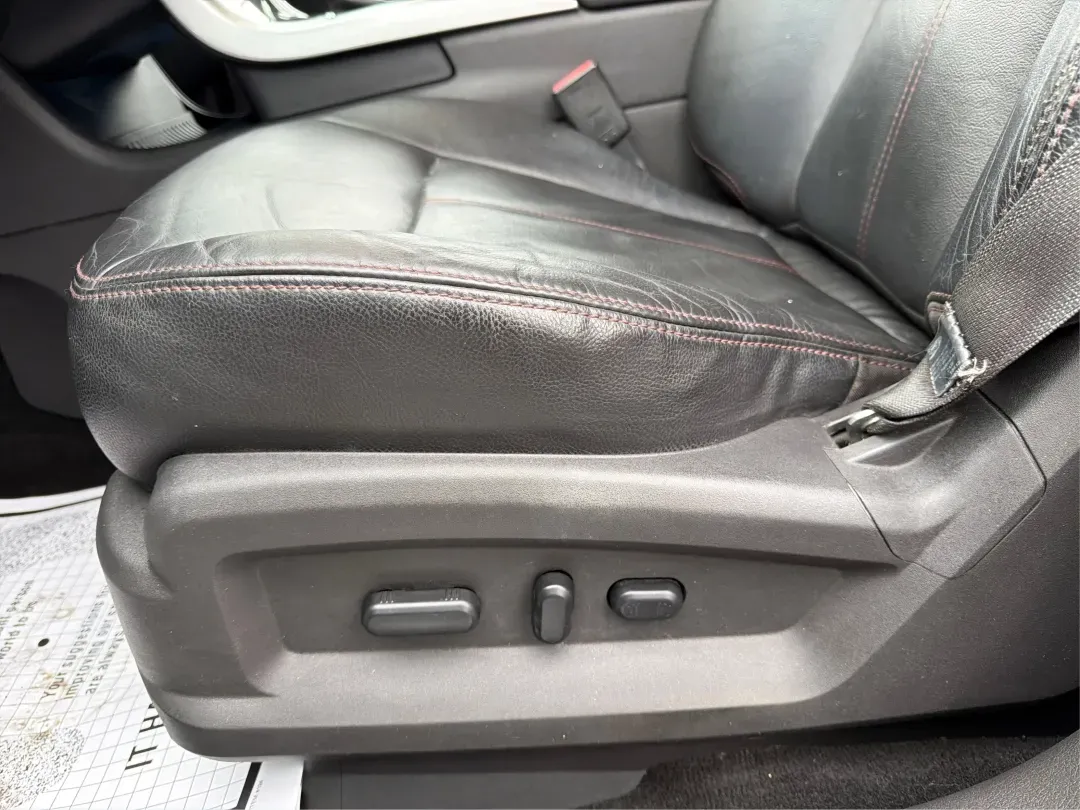 2013 Ford Edge Limited (2FMDK4KC5DB) with an 3.5L V-6 DOHC engine, located at 1951 S Dayton Lakeview Rd., New Carlisle, OH, 45344, (937) 908-9800, 39.890999, -84.050255 - ### Elevate Your Lifestyle with the 2013 Ford Edge Limited at Advantage Car and Credit in New Carlisle, OH!<br /> <br /> Are you ready to upgrade your family adventures, daily commutes, or weekend getaways? The 2013 Ford Edge Limited is here to transform your driving experience! With its sophisticat - Photo#18