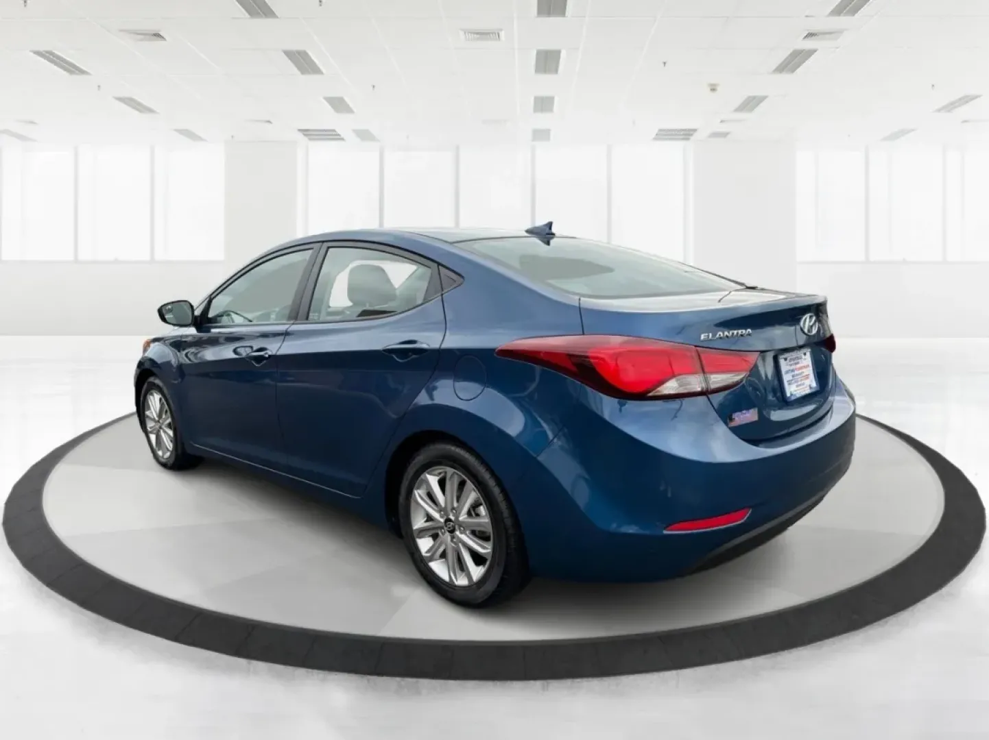 2016 Hyundai Elantra SE (KMHDH4AE9GU) with an Nu 1.8L I-4 DOHC engine, located at 1951 S Dayton Lakeview Rd., New Carlisle, OH, 45344, (937) 908-9800, 39.890999, -84.050255 - ### Discover Your Perfect Ride: 2016 Hyundai Elantra SE at Advantage Car and Credit in New Carlisle, OH<br /> <br /> If you're seeking a dependable vehicle for your daily commute or a stylish sedan for weekend outings, look no further than this stunning 2016 Hyundai Elantra SE, available now at Adva - Photo#4