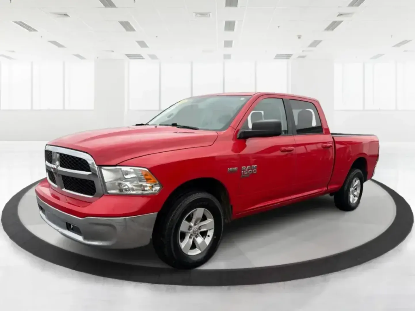2019 Ram 1500 SLT Crew Cab 4x4 6'4 Box (1C6RR7TT2KS) with an 5.7L V8 OHV 16V engine, 8A transmission, located at 1230 East Main St, Xenia, OH, 45385, (937) 908-9800, 39.688026, -83.910172 - **Unleash Your Adventurous Spirit with the 2019 Ram 1500 SLT Crew Cab 4x4!**<br /> <br /> Are you ready to elevate your lifestyle and take on new adventures? Whether you're hauling equipment for your weekend projects or embarking on a family road trip, the 2019 Ram 1500 SLT Crew Cab 4x4 is designed - Photo#8