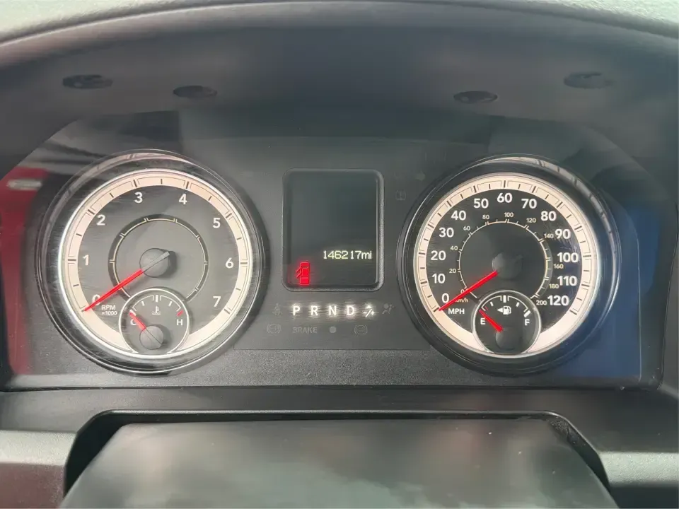 2019 Ram 1500 SLT Crew Cab 4x4 6'4 Box (1C6RR7TT2KS) with an 5.7L V8 OHV 16V engine, 8A transmission, located at 1230 East Main St, Xenia, OH, 45385, (937) 908-9800, 39.688026, -83.910172 - **Unleash Your Adventurous Spirit with the 2019 Ram 1500 SLT Crew Cab 4x4!**<br /> <br /> Are you ready to elevate your lifestyle and take on new adventures? Whether you're hauling equipment for your weekend projects or embarking on a family road trip, the 2019 Ram 1500 SLT Crew Cab 4x4 is designed - Photo#14