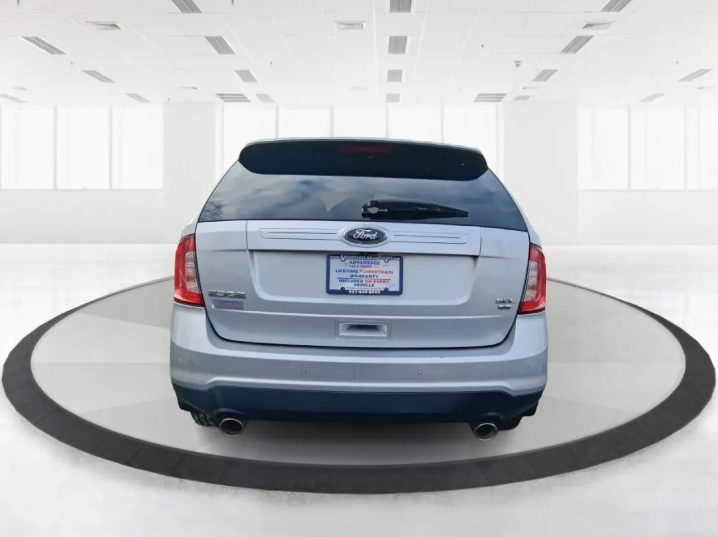 2013 Ford Edge SEL (2FMDK4JC4DB) with an 3.5L V-6 DOHC engine, 6-Speed Automatic transmission, located at 1099 N County Rd 25A, Troy, OH, 45373, (937) 908-9800, 40.057079, -84.212883 - **Explore Every Adventure with the 2013 Ford Edge SEL at Advantage Car and Credit - Troy!**<br /> <br /> Are you ready to elevate your lifestyle with a vehicle that seamlessly blends style, comfort, and functionality? Look no further than the 2013 Ford Edge SEL, available now at Advantage Car and Cr - Photo#3