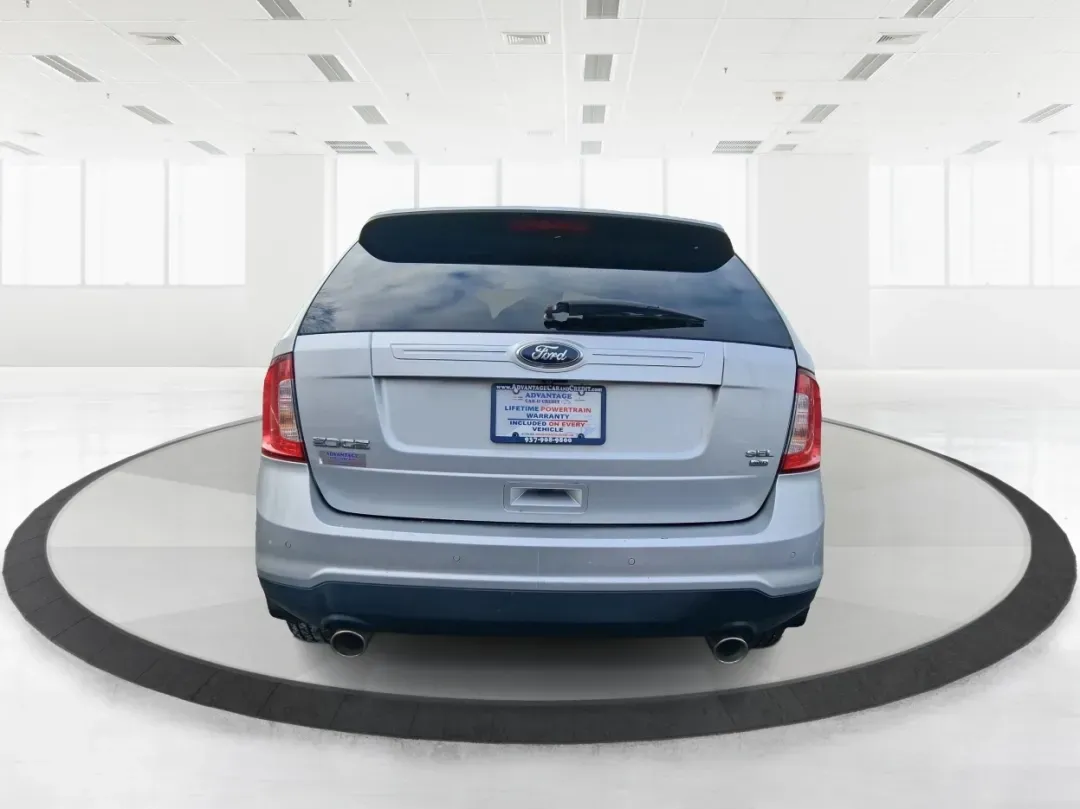 2013 Ford Edge SEL (2FMDK4JC4DB) with an 3.5L V-6 DOHC engine, located at 1099 N County Rd 25A, Troy, OH, 45373, (937) 908-9800, 40.057079, -84.212883 - **Explore Every Adventure with the 2013 Ford Edge SEL at Advantage Car and Credit - Troy!**<br /> <br /> Are you ready to elevate your lifestyle with a vehicle that seamlessly blends style, comfort, and functionality? Look no further than the 2013 Ford Edge SEL, available now at Advantage Car and Cr - Photo#3