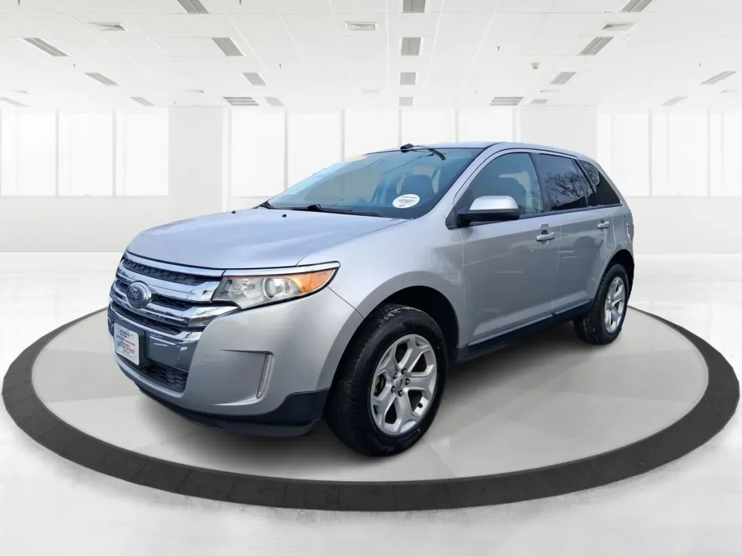 2013 Ford Edge SEL (2FMDK4JC4DB) with an 3.5L V-6 DOHC engine, located at 1099 N County Rd 25A, Troy, OH, 45373, (937) 908-9800, 40.057079, -84.212883 - **Explore Every Adventure with the 2013 Ford Edge SEL at Advantage Car and Credit - Troy!**<br /> <br /> Are you ready to elevate your lifestyle with a vehicle that seamlessly blends style, comfort, and functionality? Look no further than the 2013 Ford Edge SEL, available now at Advantage Car and Cr - Photo#8