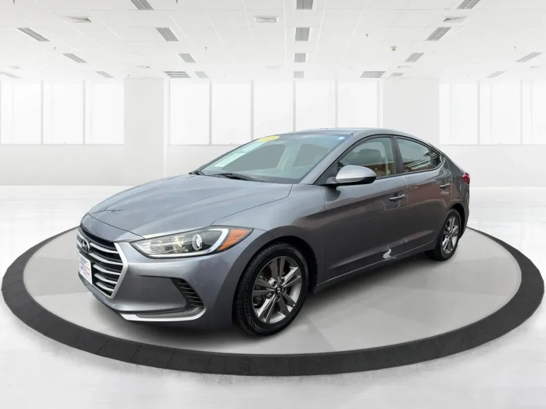 2018 Hyundai Elantra SEL (5NPD84LF2JH) with an Nu 2L I-4 DOHC engine, located at 1099 N County Rd 25A, Troy, OH, 45373, (937) 908-9800, 40.057079, -84.212883 - **Discover Your Next Adventure with the 2018 Hyundai Elantra SEL at Advantage Car and Credit - Troy**<br /> <br /> Are you in search of a reliable and stylish sedan for your daily commute, family outings, or weekend getaways? Look no further than the 2018 Hyundai Elantra SEL, available now at Advant - Photo#8