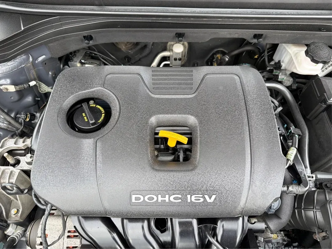 2018 Hyundai Elantra SEL (5NPD84LF2JH) with an Nu 2L I-4 DOHC engine, located at 1099 N County Rd 25A, Troy, OH, 45373, (937) 908-9800, 40.057079, -84.212883 - **Discover Your Next Adventure with the 2018 Hyundai Elantra SEL at Advantage Car and Credit - Troy**<br /> <br /> Are you in search of a reliable and stylish sedan for your daily commute, family outings, or weekend getaways? Look no further than the 2018 Hyundai Elantra SEL, available now at Advant - Photo#11