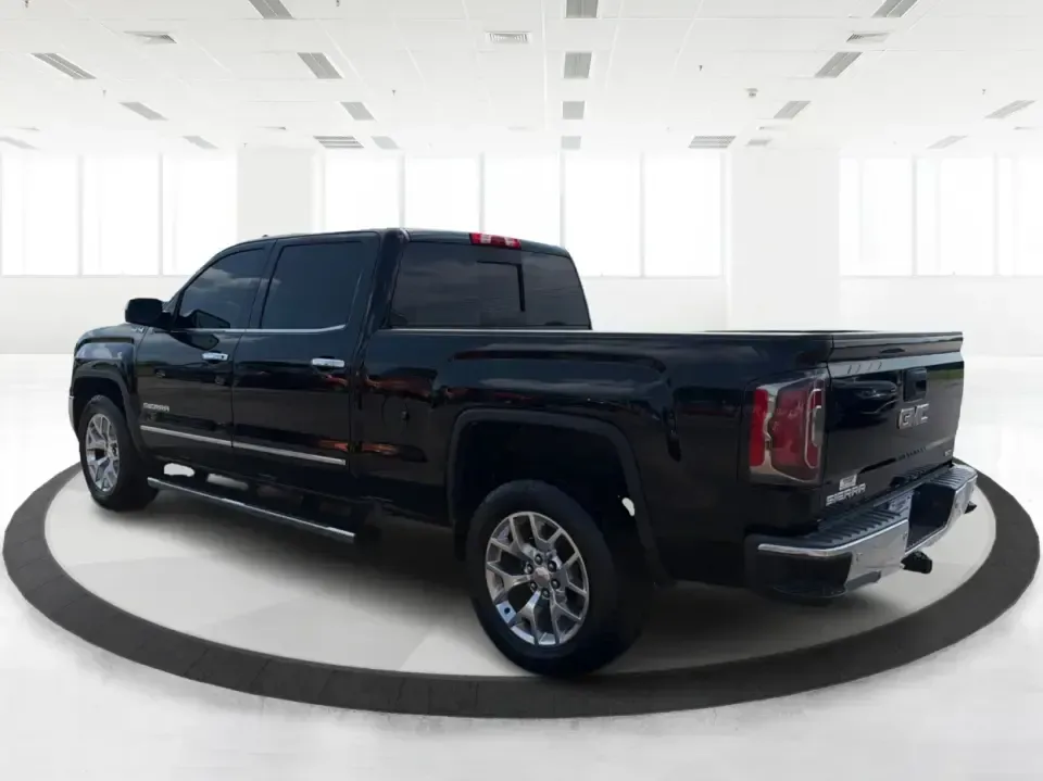 2017 GMC Sierra SLT (3GTU2NEC8HG) with an 5.3L V8 engine, 8-speed automatic transmission, located at 8750 N County Rd 25A, Piqua, OH, 45356, (937) 908-9800, 40.164391, -84.232513 - Need a truck that can handle weekday work, weekend lake runs, and Ohio winters without feeling like you're sacrificing comfort? This 2017 GMC Sierra 1500 SLT 4WD is built for real life in and around Piqua-whether you're towing on Friday, loading up the crew for a Saturday project, or heading up I75- Photo#4