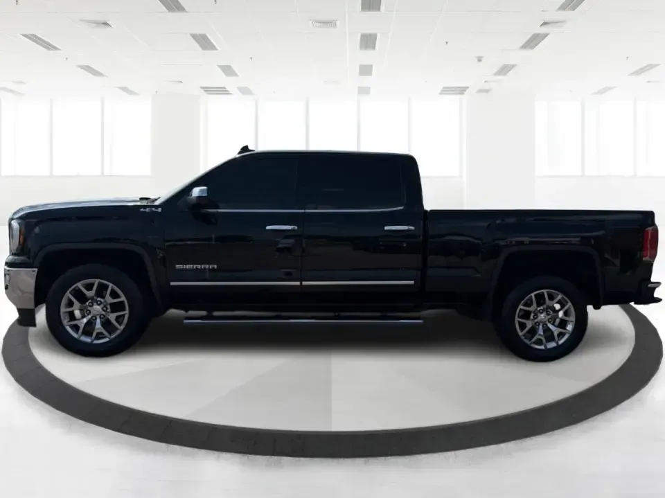 2017 GMC Sierra SLT (3GTU2NEC8HG) with an 5.3L V8 engine, 8-speed automatic transmission, located at 8750 N County Rd 25A, Piqua, OH, 45356, (937) 908-9800, 40.164391, -84.232513 - Need a truck that can handle weekday work, weekend lake runs, and Ohio winters without feeling like you're sacrificing comfort? This 2017 GMC Sierra 1500 SLT 4WD is built for real life in and around Piqua-whether you're towing on Friday, loading up the crew for a Saturday project, or heading up I75- Photo#5