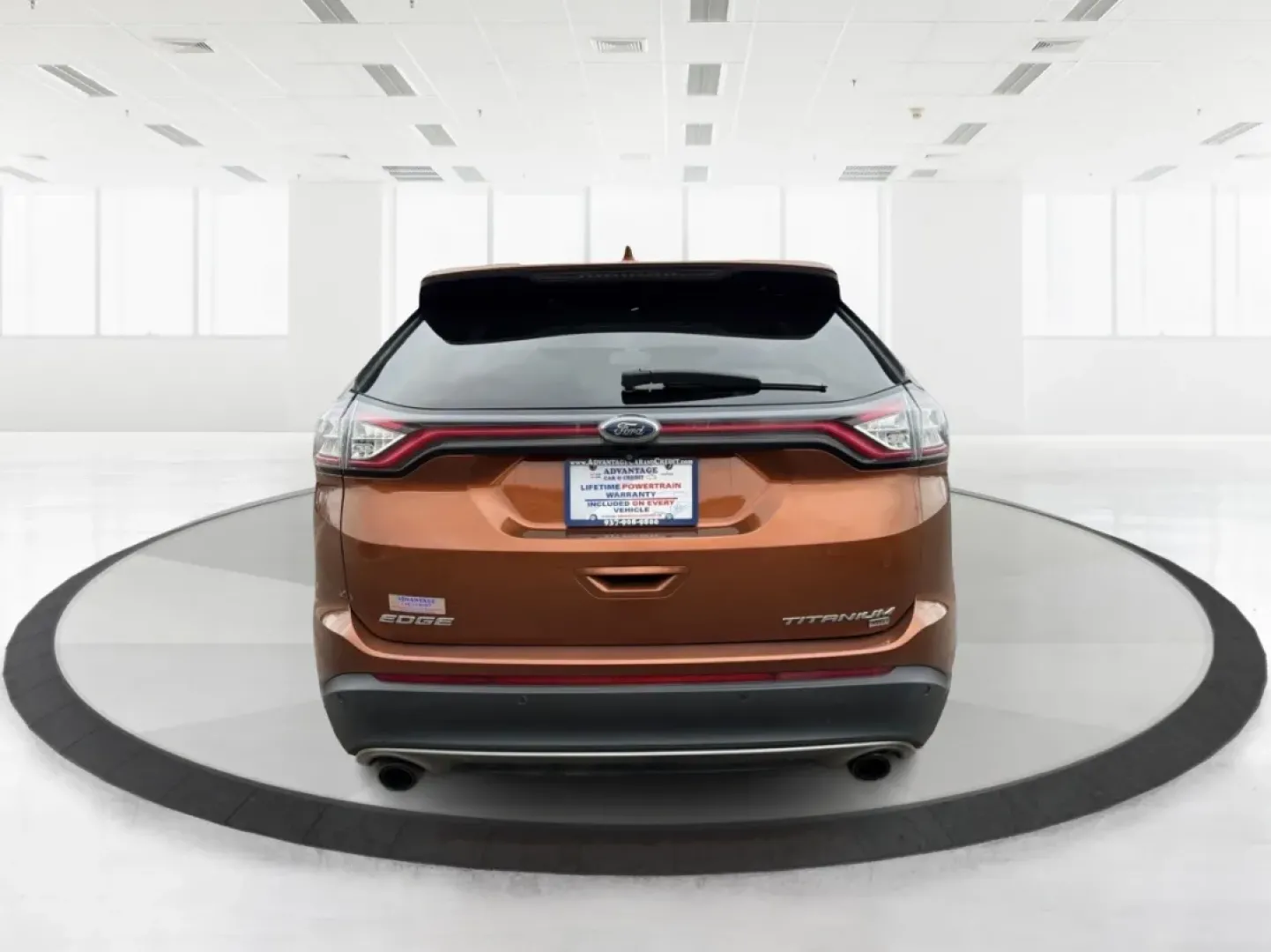 2017 Ford Edge Titanium (2FMPK4K93HB) with an 2.0L L4 DOHC 16V engine, 6A transmission, located at 880 E. National Road, Vandalia, OH, 45377, (937) 908-9800, 39.891918, -84.183594 - **Discover the Perfect Family SUV: 2017 Ford Edge Titanium at Advantage Car and Credit - Vandalia!** <br /> <br /> Are you ready to elevate your family adventures or daily commutes? The 2017 Ford Edge Titanium is the SUV that seamlessly combines style, comfort, and capability, making it a fantastic - Photo#3