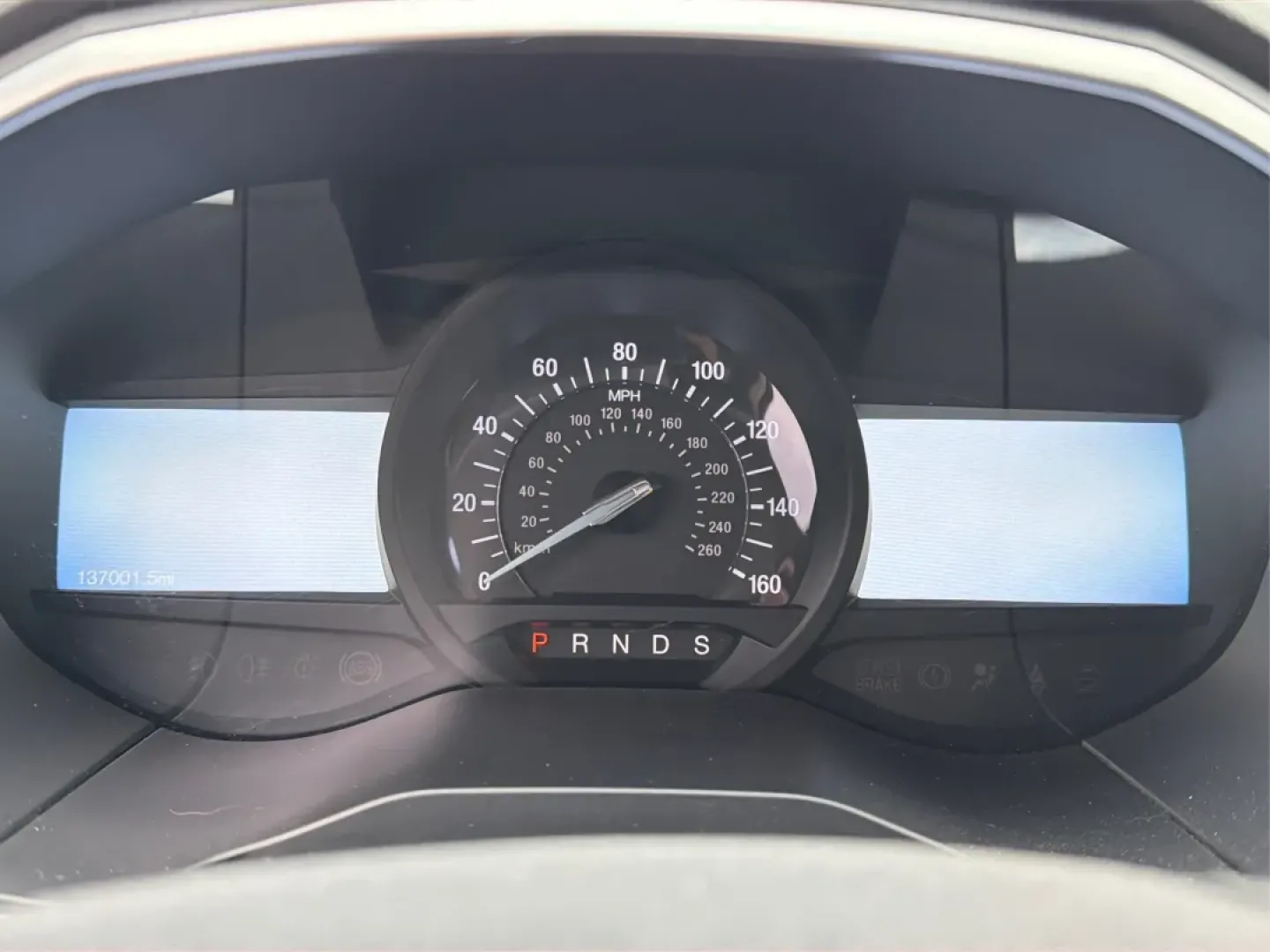 2017 Ford Edge Titanium (2FMPK4K93HB) with an 2.0L L4 DOHC 16V engine, 6A transmission, located at 880 E. National Road, Vandalia, OH, 45377, (937) 908-9800, 39.891918, -84.183594 - **Discover the Perfect Family SUV: 2017 Ford Edge Titanium at Advantage Car and Credit - Vandalia!** <br /> <br /> Are you ready to elevate your family adventures or daily commutes? The 2017 Ford Edge Titanium is the SUV that seamlessly combines style, comfort, and capability, making it a fantastic - Photo#15