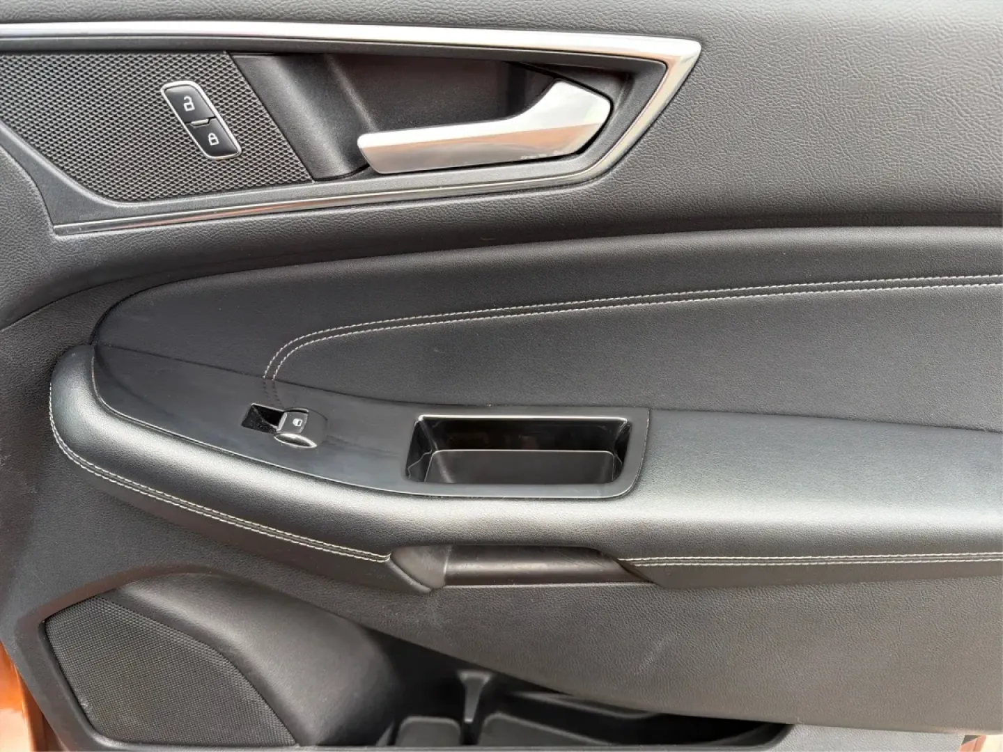 2017 Ford Edge Titanium (2FMPK4K93HB) with an 2.0L L4 DOHC 16V engine, 6A transmission, located at 880 E. National Road, Vandalia, OH, 45377, (937) 908-9800, 39.891918, -84.183594 - **Discover the Perfect Family SUV: 2017 Ford Edge Titanium at Advantage Car and Credit - Vandalia!** <br /> <br /> Are you ready to elevate your family adventures or daily commutes? The 2017 Ford Edge Titanium is the SUV that seamlessly combines style, comfort, and capability, making it a fantastic - Photo#20