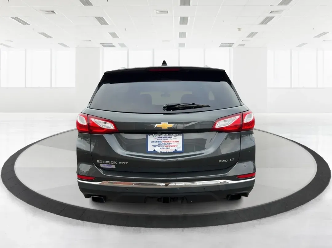 2018 Chevrolet Equinox LT (3GNAXTEX8JS) with an 2L I-4 gasoline direct injection engine, located at 1230 East Main St, Xenia, OH, 45385, (937) 908-9800, 39.688026, -83.910172 - Are you ready for your next adventure? Whether you're embarking on a weekend getaway with family or tackling the daily commute with style, the 2018 Chevrolet Equinox LT is the perfect companion for all of life's journeys. This SUV, available at Advantage Car and Credit in Xenia, OH, combines versati - Photo#3