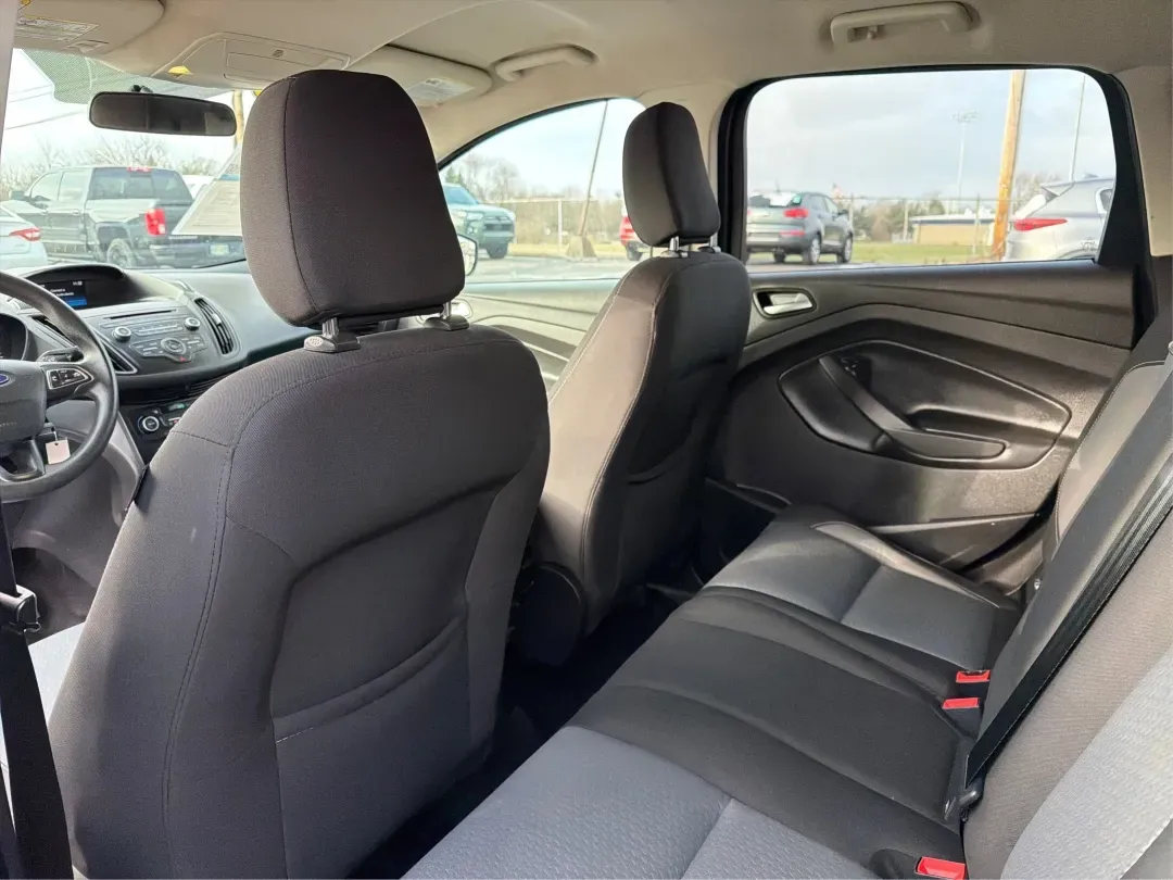 2018 Ford Escape SE (1FMCU9GD6JU) with an Other engine, located at 8750 N County Rd 25A, Piqua, OH, 45356, (937) 908-9800, 40.164391, -84.232513 - Are you looking for the perfect vehicle that can handle your busy lifestyle while keeping you comfortable and safe? Look no further than this 2018 Ford Escape SE at Advantage Car and Credit in Piqua, OH. This versatile SUV is ideal for families on the go, weekend adventurers, and even commuters who - Photo#10