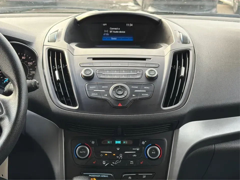 2018 Ford Escape SE (1FMCU9GD6JU) with an 1.5L L4 DOHC 16V engine, 6A transmission, located at 8750 N County Rd 25A, Piqua, OH, 45356, (937) 908-9800, 40.164391, -84.232513 - Are you looking for the perfect vehicle that can handle your busy lifestyle while keeping you comfortable and safe? Look no further than this 2018 Ford Escape SE at Advantage Car and Credit in Piqua, OH. This versatile SUV is ideal for families on the go, weekend adventurers, and even commuters who - Photo#13