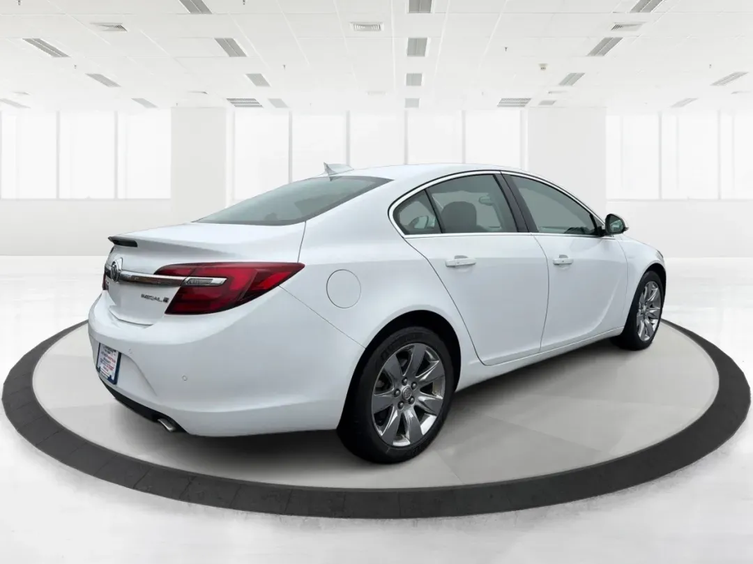 2016 Buick Regal Turbo Premium II (2G4GS5GX7G9) with an 2L I-4 gasoline direct injection engine, 6A transmission, located at 8750 N County Rd 25A, Piqua, OH, 45356, (937) 908-9800, 40.164391, -84.232513 - **Discover the Perfect Blend of Luxury and Affordability with This 2016 Buick Regal at Advantage Car and Credit Piqua!**<br /> <br /> Are you in the market for a sophisticated sedan that effortlessly combines style, comfort, and performance? Look no further than this stunning 2016 Buick Regal Turbo - Photo#2