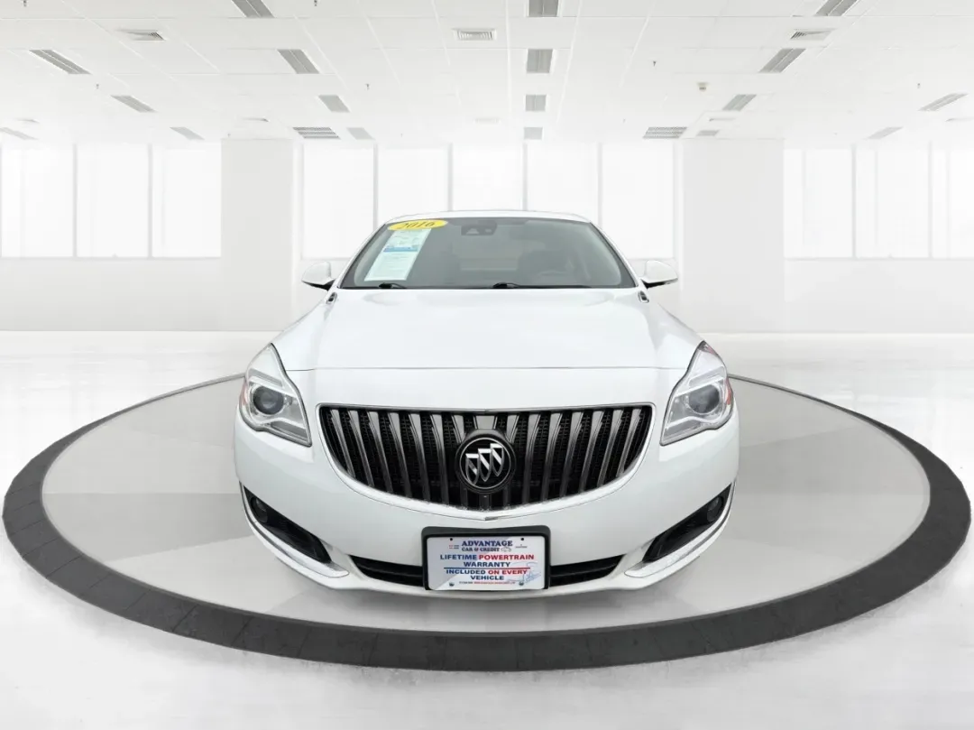 2016 Buick Regal Turbo Premium II (2G4GS5GX7G9) with an 2L I-4 gasoline direct injection engine, 6A transmission, located at 8750 N County Rd 25A, Piqua, OH, 45356, (937) 908-9800, 40.164391, -84.232513 - **Discover the Perfect Blend of Luxury and Affordability with This 2016 Buick Regal at Advantage Car and Credit Piqua!**<br /> <br /> Are you in the market for a sophisticated sedan that effortlessly combines style, comfort, and performance? Look no further than this stunning 2016 Buick Regal Turbo - Photo#7