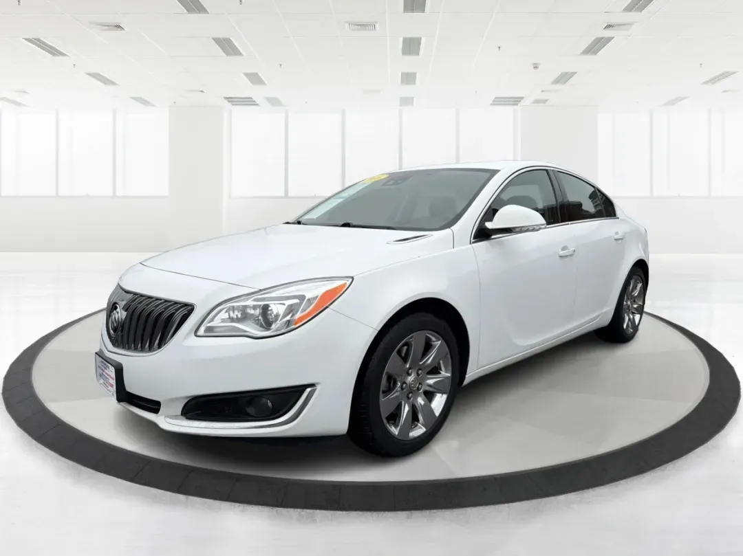 2016 Buick Regal Turbo Premium II (2G4GS5GX7G9) with an 2L I-4 gasoline direct injection engine, 6A transmission, located at 8750 N County Rd 25A, Piqua, OH, 45356, (937) 908-9800, 40.164391, -84.232513 - **Discover the Perfect Blend of Luxury and Affordability with This 2016 Buick Regal at Advantage Car and Credit Piqua!**<br /> <br /> Are you in the market for a sophisticated sedan that effortlessly combines style, comfort, and performance? Look no further than this stunning 2016 Buick Regal Turbo - Photo#8