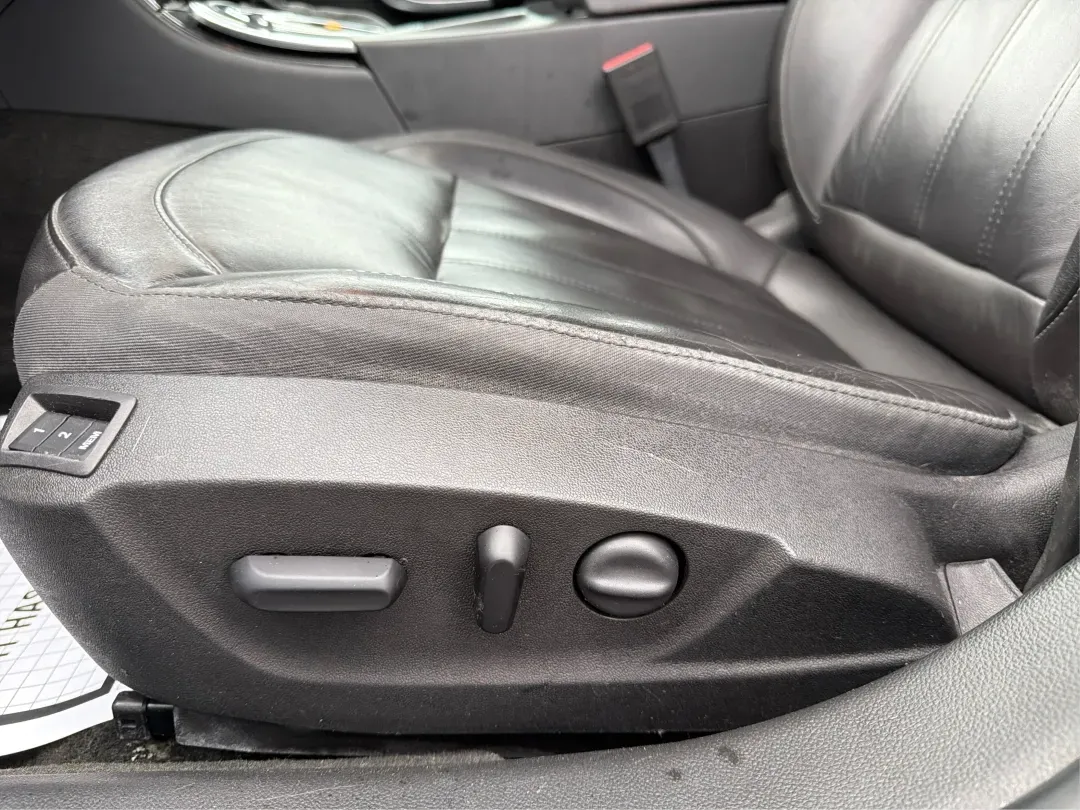 2016 Buick Regal Turbo Premium II (2G4GS5GX7G9) with an 2L I-4 gasoline direct injection engine, 6A transmission, located at 8750 N County Rd 25A, Piqua, OH, 45356, (937) 908-9800, 40.164391, -84.232513 - **Discover the Perfect Blend of Luxury and Affordability with This 2016 Buick Regal at Advantage Car and Credit Piqua!**<br /> <br /> Are you in the market for a sophisticated sedan that effortlessly combines style, comfort, and performance? Look no further than this stunning 2016 Buick Regal Turbo - Photo#18