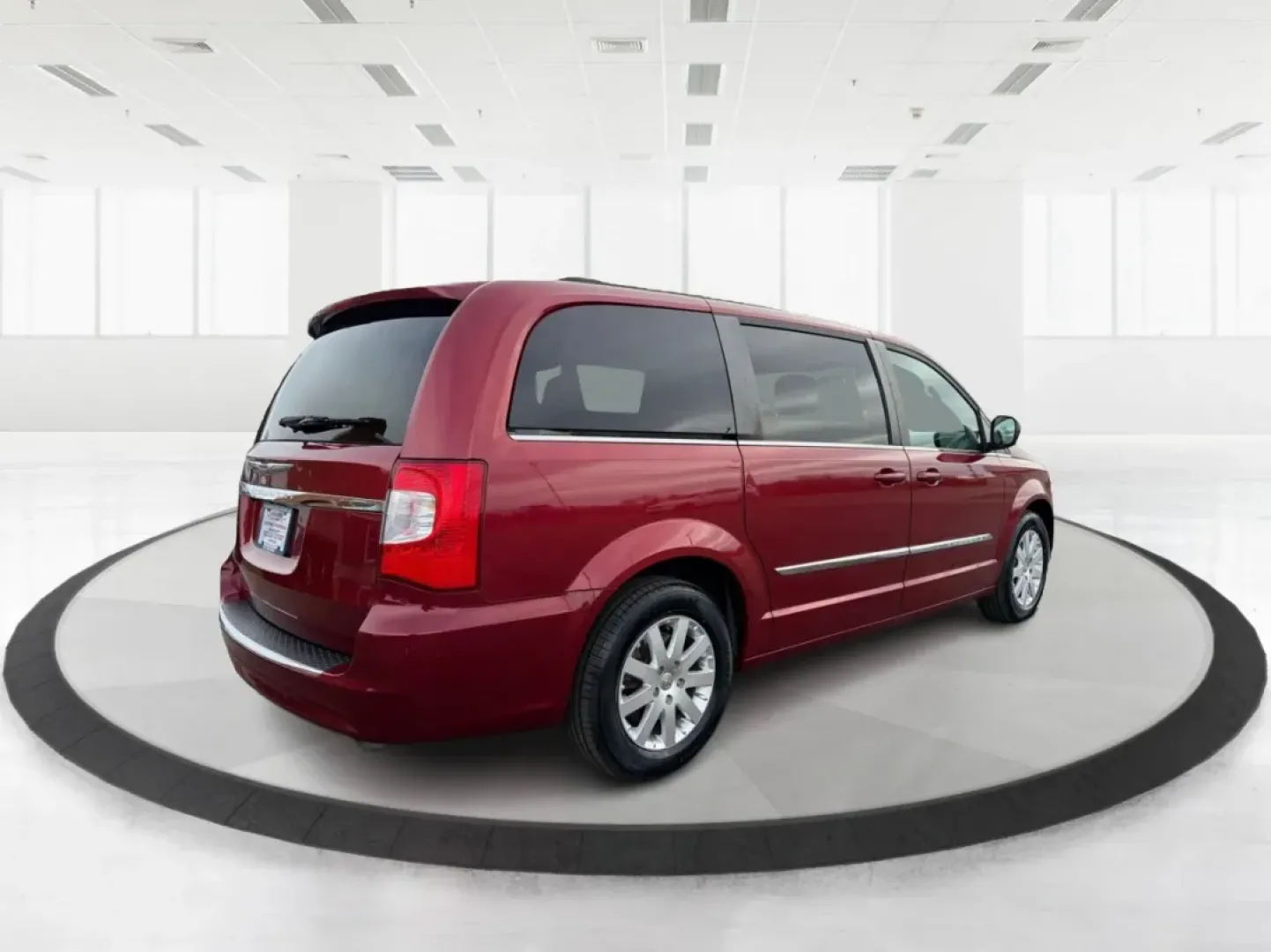 2015 Chrysler Town and Country Touring (2C4RC1BG4FR) with an 3.6L V-6 DOHC engine, located at 8750 N County Rd 25A, Piqua, OH, 45356, (937) 908-9800, 40.164391, -84.232513 - If you're searching for the perfect family vehicle that combines spaciousness, comfort, and advanced features, look no further than the 2015 Chrysler Town and Country Touring van available at Advantage Car and Credit in Piqua, OH. This passenger van is an ideal solution for growing families who ne - Photo#2