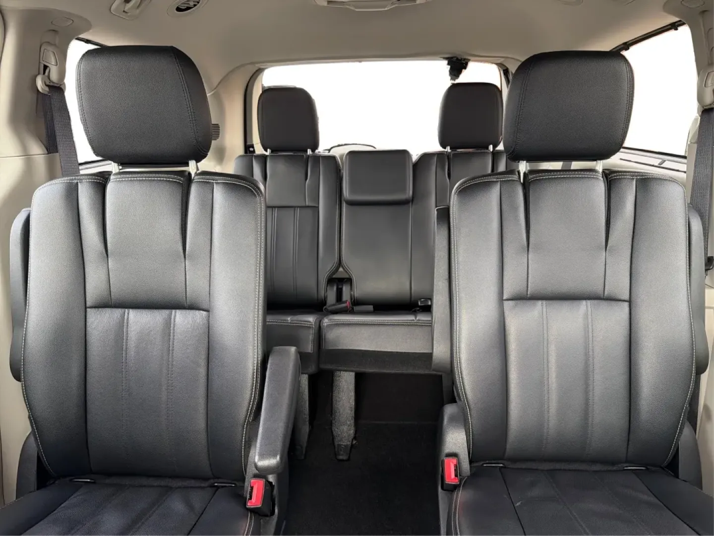 2015 Chrysler Town and Country Touring (2C4RC1BG4FR) with an 3.6L V-6 DOHC engine, located at 8750 N County Rd 25A, Piqua, OH, 45356, (937) 908-9800, 40.164391, -84.232513 - If you're searching for the perfect family vehicle that combines spaciousness, comfort, and advanced features, look no further than the 2015 Chrysler Town and Country Touring van available at Advantage Car and Credit in Piqua, OH. This passenger van is an ideal solution for growing families who ne - Photo#14