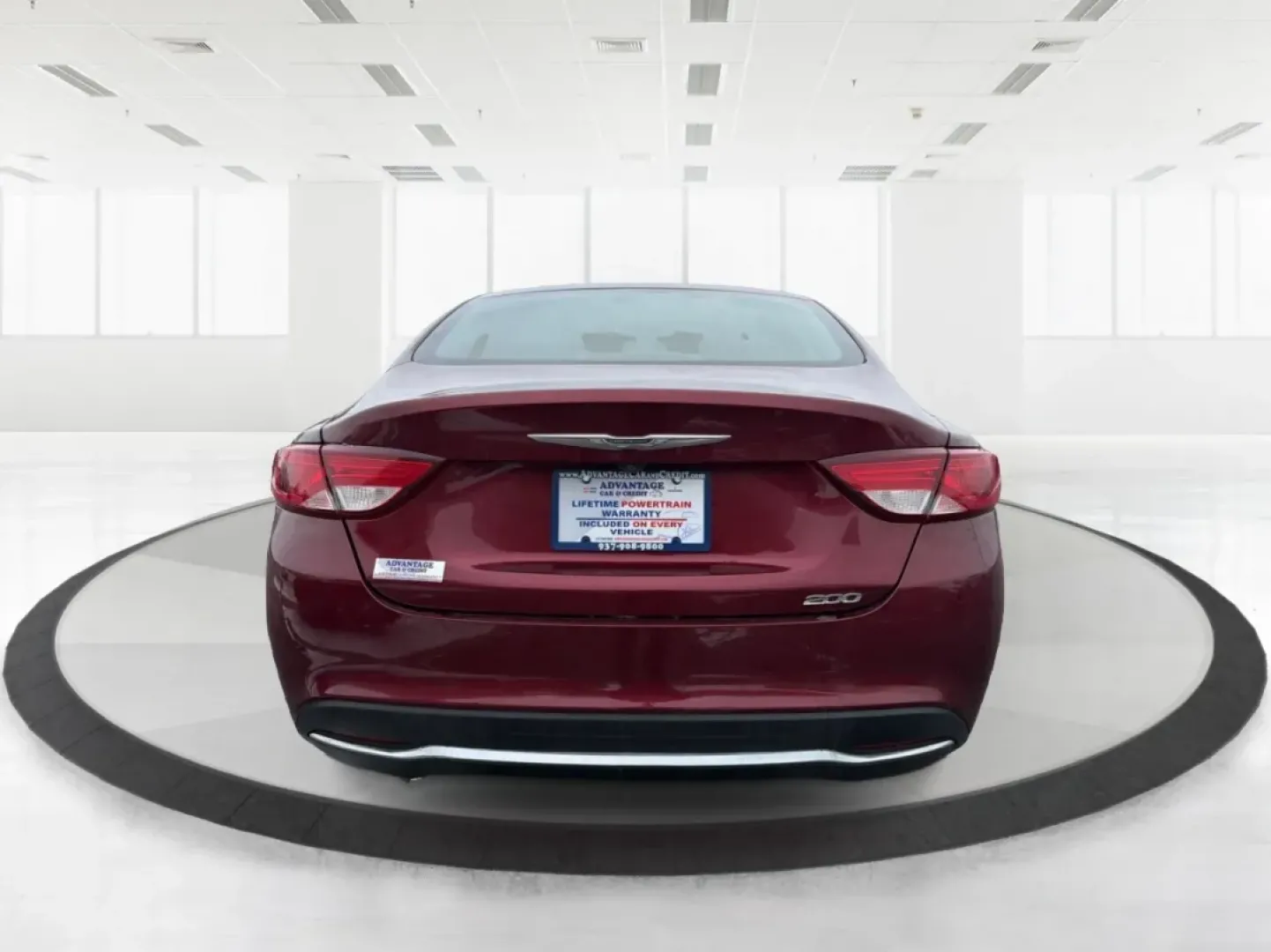 2015 Chrysler 200 Limited (1C3CCCAB7FN) with an Other engine, located at 1099 N County Rd 25A, Troy, OH, 45373, (937) 908-9800, 40.057079, -84.212883 - **Discover the Perfect Blend of Style and Comfort with the 2015 Chrysler 200 at Advantage Car and Credit - Troy!**<br /> <br /> Are you seeking a dependable sedan that can comfortably handle your daily commute while also adapting to weekend adventures? Look no further than this stunning 2015 Chrysle - Photo#3