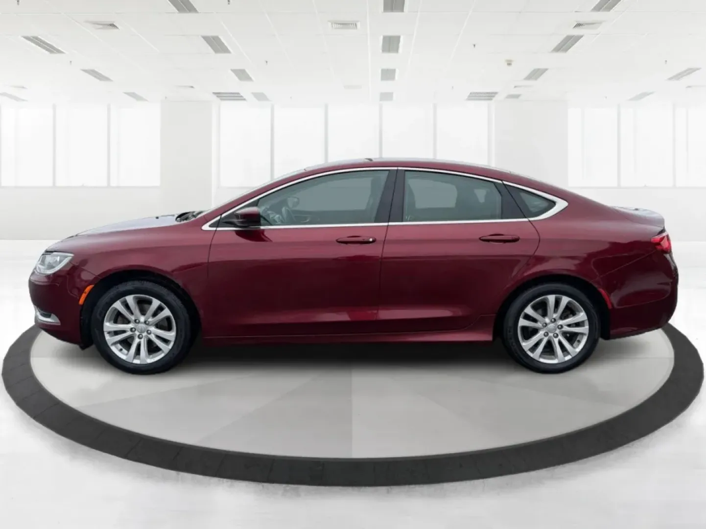 2015 Chrysler 200 Limited (1C3CCCAB7FN) with an Other engine, located at 1099 N County Rd 25A, Troy, OH, 45373, (937) 908-9800, 40.057079, -84.212883 - **Discover the Perfect Blend of Style and Comfort with the 2015 Chrysler 200 at Advantage Car and Credit - Troy!**<br /> <br /> Are you seeking a dependable sedan that can comfortably handle your daily commute while also adapting to weekend adventures? Look no further than this stunning 2015 Chrysle - Photo#5