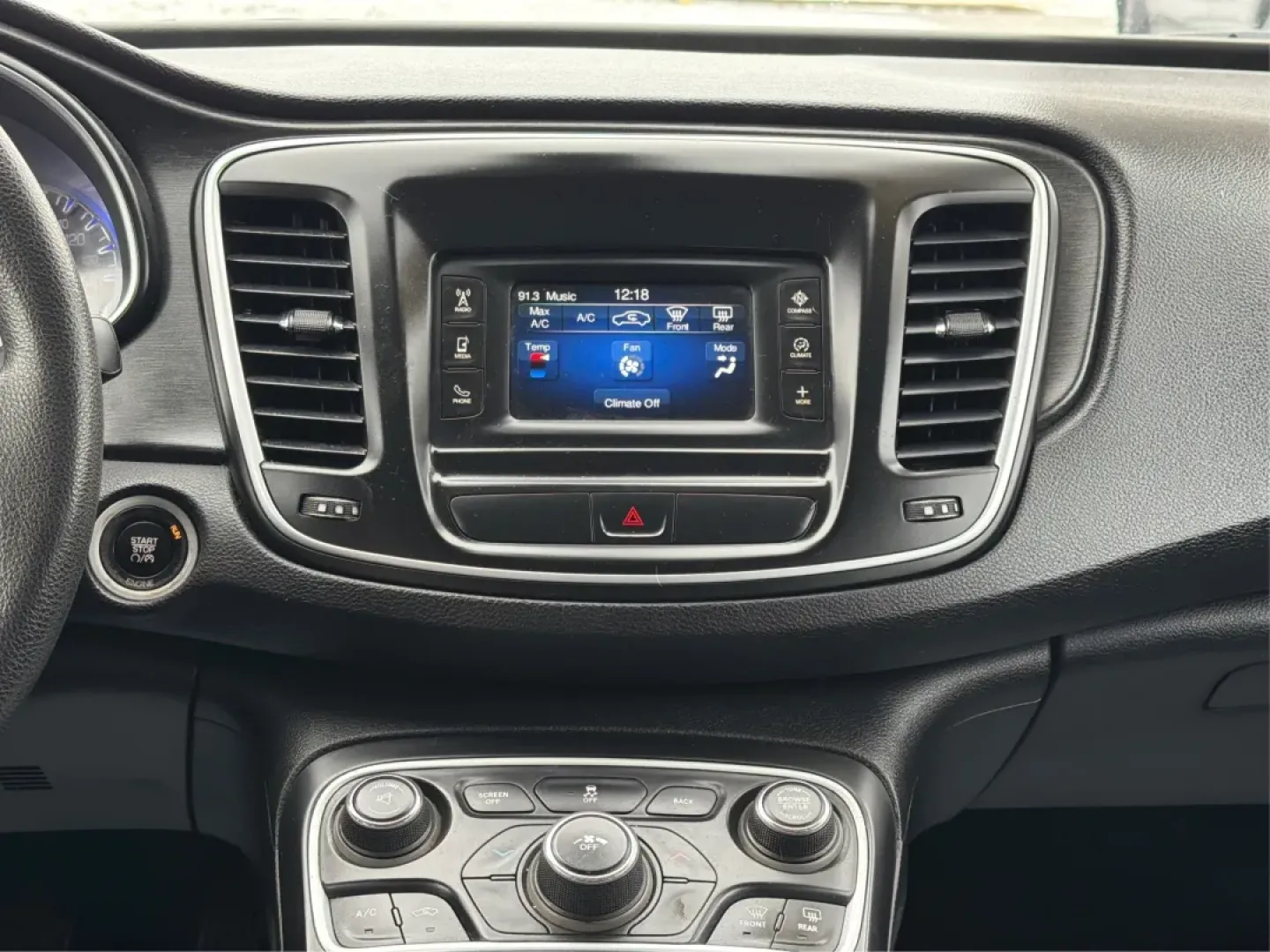 2015 Chrysler 200 Limited (1C3CCCAB7FN) with an Other engine, located at 1099 N County Rd 25A, Troy, OH, 45373, (937) 908-9800, 40.057079, -84.212883 - **Discover the Perfect Blend of Style and Comfort with the 2015 Chrysler 200 at Advantage Car and Credit - Troy!**<br /> <br /> Are you seeking a dependable sedan that can comfortably handle your daily commute while also adapting to weekend adventures? Look no further than this stunning 2015 Chrysle - Photo#13