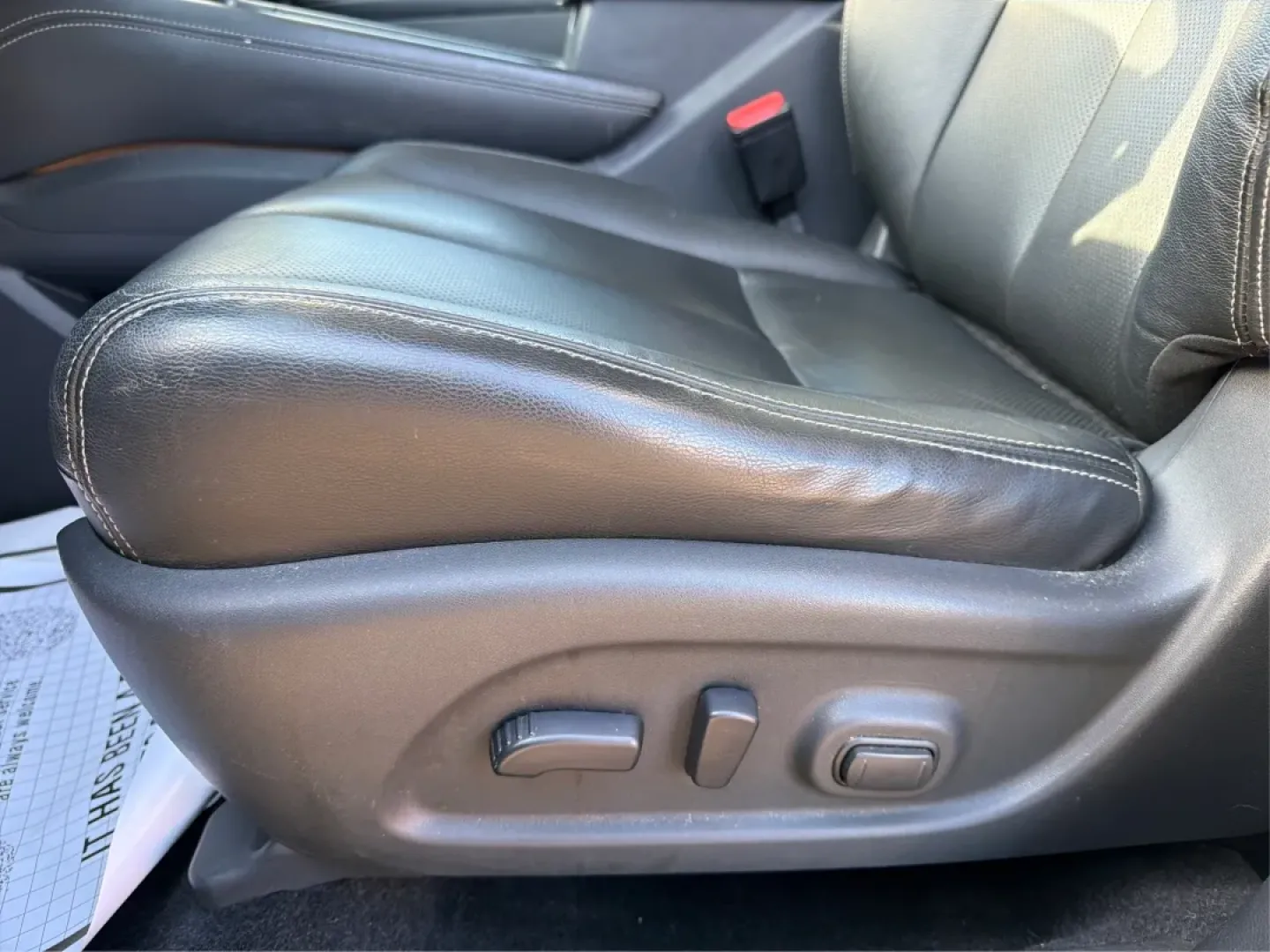 2017 Nissan Murano SL (5N1AZ2MH4HN) with an 3.5L V-6 DOHC engine, located at 8750 N County Rd 25A, Piqua, OH, 45356, (937) 908-9800, 40.164391, -84.232513 - Unleash your adventurous spirit with the 2017 Nissan Murano SL, a stylish and spacious SUV that's perfect for growing families, weekend getaways, or long commutes. Whether you're navigating the busy streets of Piqua, OH, or embarking on a road trip across the Midwest, this vehicle blends comfort, te - Photo#17