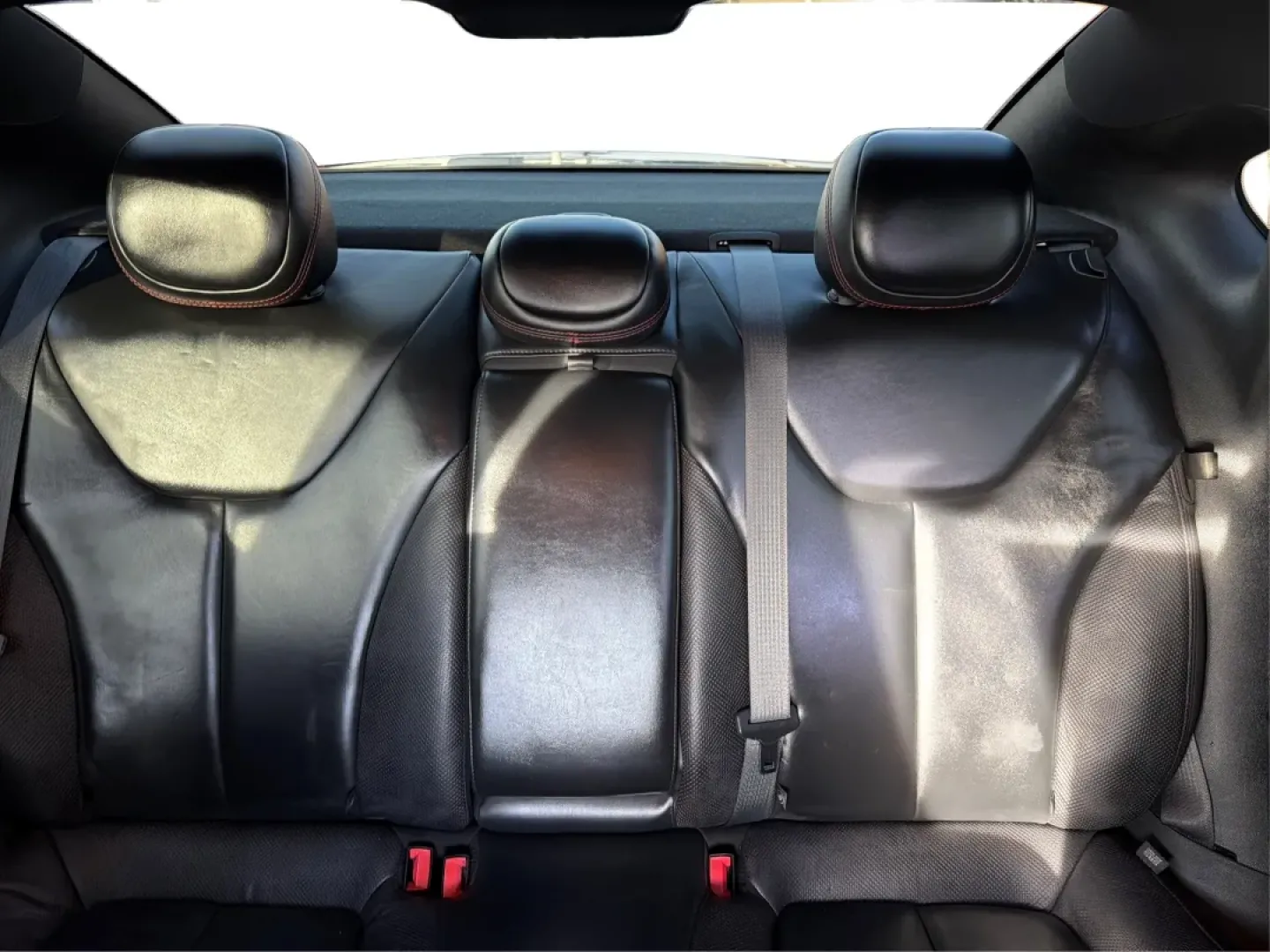 2015 Dodge Dart GT (1C3CDFEB4FD) with an MultiAir 2.4L I-4 variable valve control engine, located at 1230 East Main St, Xenia, OH, 45385, (937) 908-9800, 39.688026, -83.910172 - Are you in the market for a reliable vehicle that balances style, performance, and practicality? Look no further than the stunning 2015 Dodge Dart GT, available now at Advantage Car and Credit in New Carlisle, OH. This sedan is perfect for anyone seeking a vehicle that can handle daily commutes, fam - Photo#14