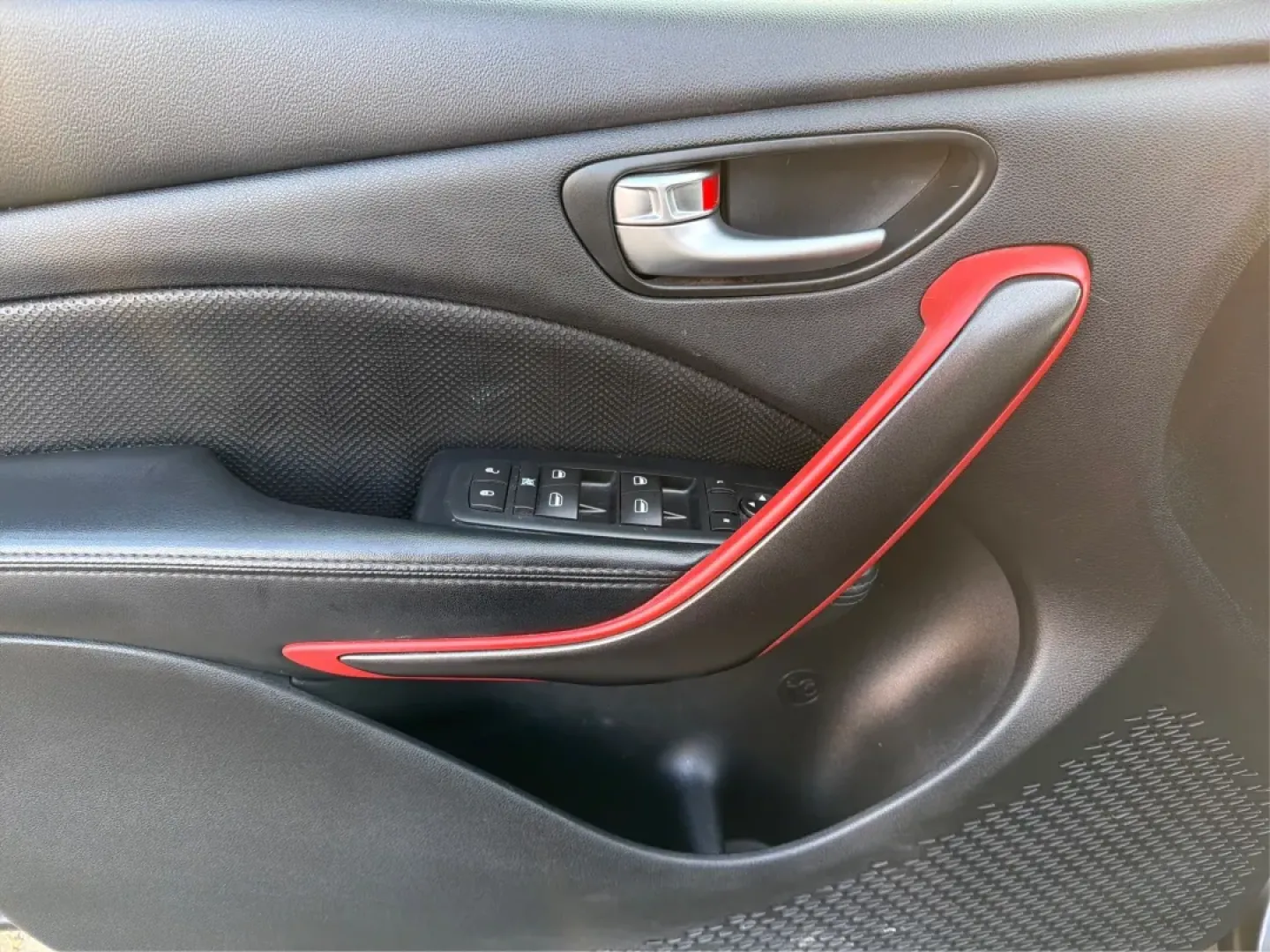 2015 Dodge Dart GT (1C3CDFEB4FD) with an MultiAir 2.4L I-4 variable valve control engine, located at 1230 East Main St, Xenia, OH, 45385, (937) 908-9800, 39.688026, -83.910172 - Are you in the market for a reliable vehicle that balances style, performance, and practicality? Look no further than the stunning 2015 Dodge Dart GT, available now at Advantage Car and Credit in New Carlisle, OH. This sedan is perfect for anyone seeking a vehicle that can handle daily commutes, fam - Photo#19