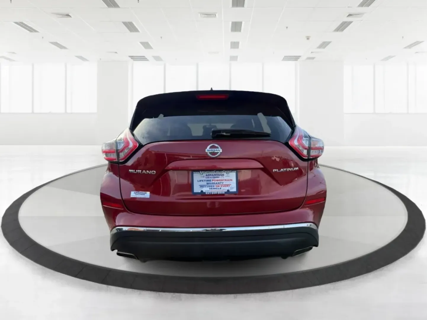 2018 Nissan Murano Platinum (5N1AZ2MGXJN) with an 3.5L V-6 DOHC engine, CVT transmission, located at 880 E. National Road, Vandalia, OH, 45377, (937) 908-9800, 39.891918, -84.183594 - **Adventure Awaits with the 2018 Nissan Murano Platinum at Advantage Car and Credit - Vandalia!**<br /> <br /> Are you ready to elevate your driving experience while enjoying the perfect blend of style, comfort, and reliability? The 2018 Nissan Murano Platinum is not just a vehicle; it's the key to - Photo#3