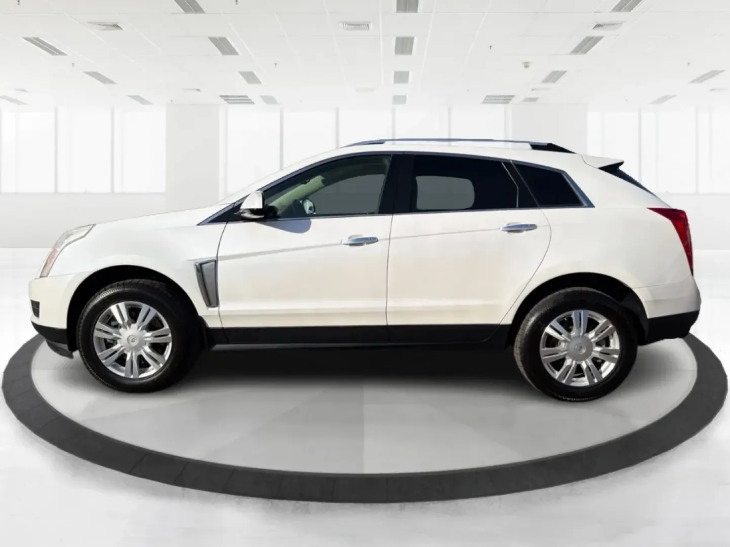 2016 Cadillac SRX Luxury Collection (3GYFNBE37GS) with an 3.6L V-6 gasoline direct injection engine, located at 8750 N County Rd 25A, Piqua, OH, 45356, (937) 908-9800, 40.164391, -84.232513 - **Elevate Your Journey: Own the 2016 Cadillac SRX Luxury Collection SUV Today!**<br /> <br /> Are you in search of a sophisticated vehicle that embraces both practicality and luxury? Look no further than this stunning 2016 Cadillac SRX Luxury Collection SUV, available now at Advantage Car and Credit - Photo#5