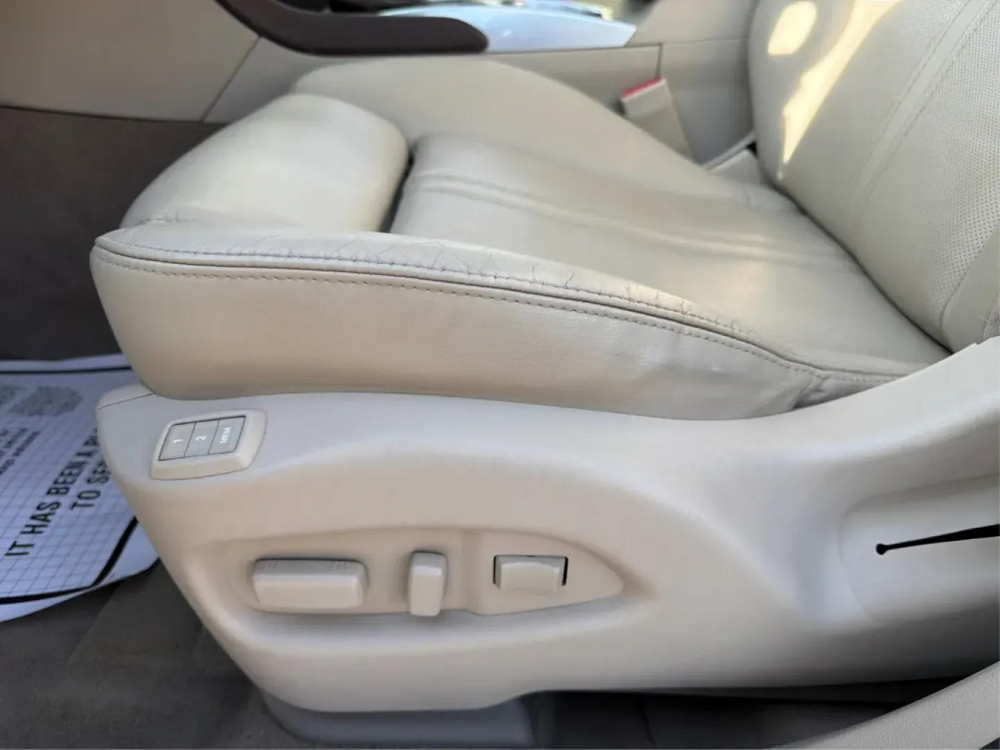 2016 Cadillac SRX Luxury Collection (3GYFNBE37GS) with an 3.6L V-6 gasoline direct injection engine, located at 8750 N County Rd 25A, Piqua, OH, 45356, (937) 908-9800, 40.164391, -84.232513 - **Elevate Your Journey: Own the 2016 Cadillac SRX Luxury Collection SUV Today!**<br /> <br /> Are you in search of a sophisticated vehicle that embraces both practicality and luxury? Look no further than this stunning 2016 Cadillac SRX Luxury Collection SUV, available now at Advantage Car and Credit - Photo#18