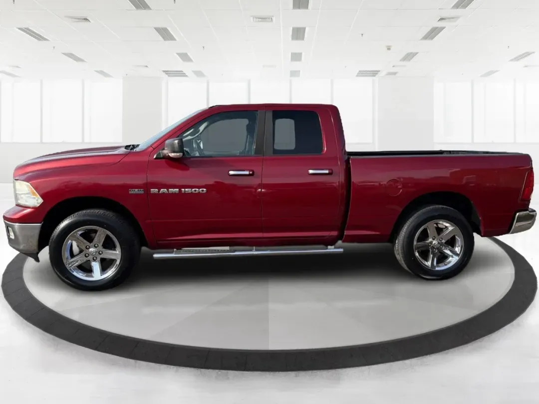 2011 Ram Ram 1500 SLT (1D7RV1GT7BS) with an HEMI 5.7L V-8 variable valve control engine, located at 8750 N County Rd 25A, Piqua, OH, 45356, (937) 908-9800, 40.164391, -84.232513 - **Unleash Adventure with the 2011 Ram 1500 SLT at Advantage Car and Credit - Piqua!**<br /> <br /> Are you ready to elevate your driving experience? Whether you're navigating busy city streets, embarking on weekend adventures, or tackling home improvement projects, the 2011 Ram 1500 SLT is the truck - Photo#5