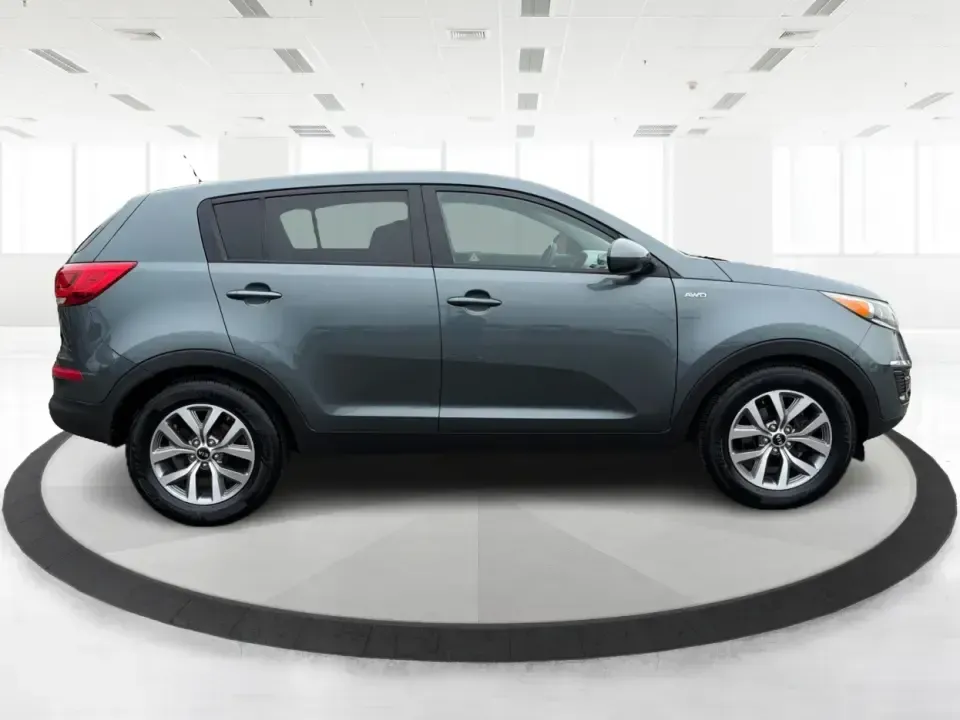 2015 Kia Sportage LX AWD (KNDPBCAC6F7) with an 2.4L V6 DOHC 24V engine, 6-Speed Automatic transmission, located at 4508 South Dixie Dr, Moraine, OH, 45439, (937) 908-9800, 39.689976, -84.218452 - Ready for weekend getaways to Caesar Creek, snowy school runs, or a daily commute down I75 and SR725? This **2015 Kia Sportage LX AWD** is the kind of practical crossover that fits real life in Moraine-easy to park, comfortable for five, and confident when the weather turns. Finished in **Mineral Si - Photo#1