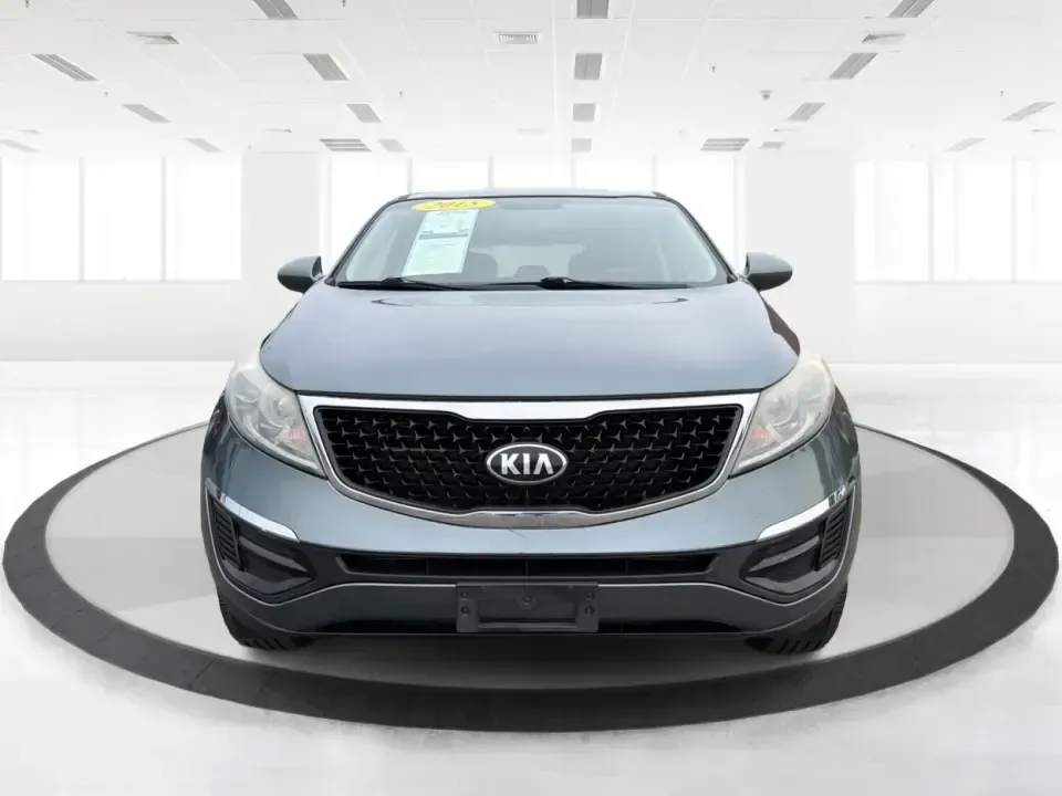 2015 Kia Sportage LX AWD (KNDPBCAC6F7) with an 2.4L V6 DOHC 24V engine, 6-Speed Automatic transmission, located at 4508 South Dixie Dr, Moraine, OH, 45439, (937) 908-9800, 39.689976, -84.218452 - Ready for weekend getaways to Caesar Creek, snowy school runs, or a daily commute down I75 and SR725? This **2015 Kia Sportage LX AWD** is the kind of practical crossover that fits real life in Moraine-easy to park, comfortable for five, and confident when the weather turns. Finished in **Mineral Si - Photo#7