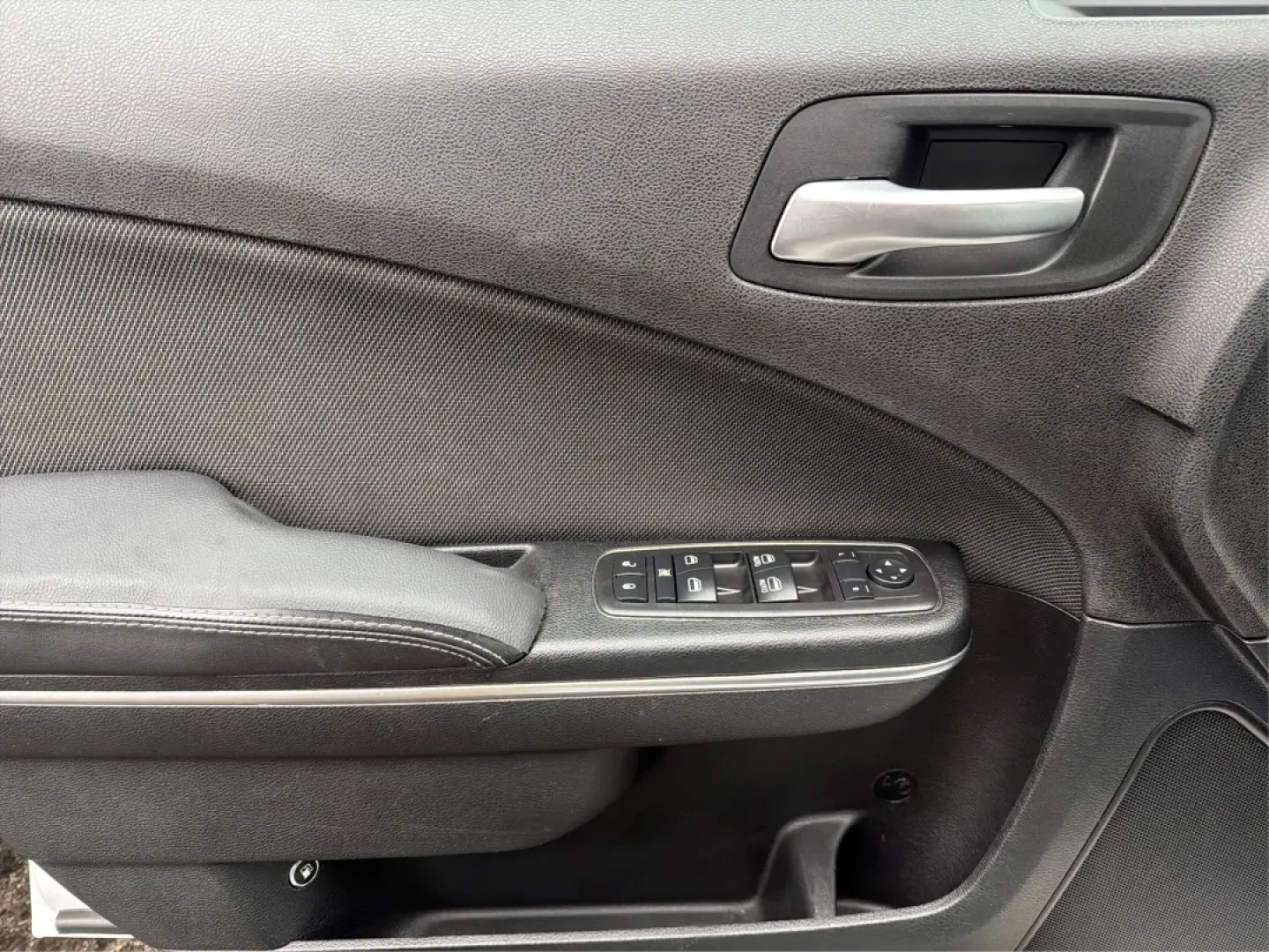 2015 Dodge Charger (2C3CDXBG3FH) with an 3.6L V-6 DOHC engine, located at 1099 N County Rd 25A, Troy, OH, 45373, (937) 908-9800, 40.057079, -84.212883 - Experience the thrill of the open road with the 2015 Dodge Charger SE, a powerful sedan that perfectly balances performance and comfort. This vehicle is an ideal choice for those looking to elevate their daily commute or make unforgettable road trips. Whether you're navigating through the charming s - Photo#19