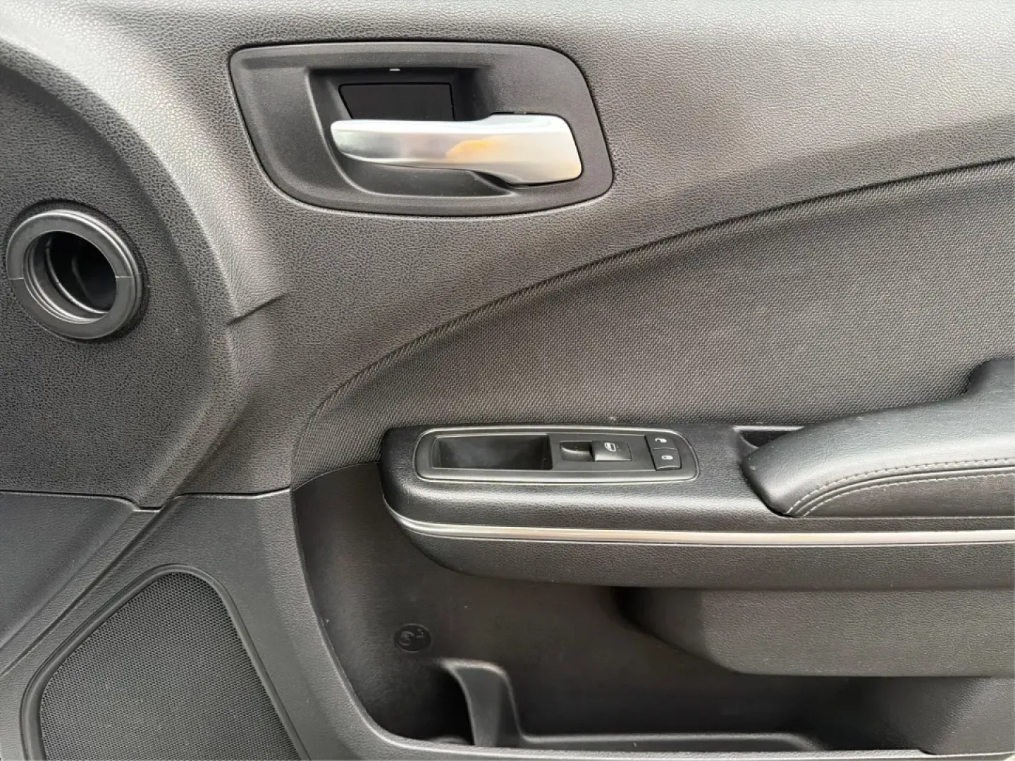 2015 Dodge Charger (2C3CDXBG3FH) with an 3.6L V-6 DOHC engine, located at 1099 N County Rd 25A, Troy, OH, 45373, (937) 908-9800, 40.057079, -84.212883 - Experience the thrill of the open road with the 2015 Dodge Charger SE, a powerful sedan that perfectly balances performance and comfort. This vehicle is an ideal choice for those looking to elevate their daily commute or make unforgettable road trips. Whether you're navigating through the charming s - Photo#20