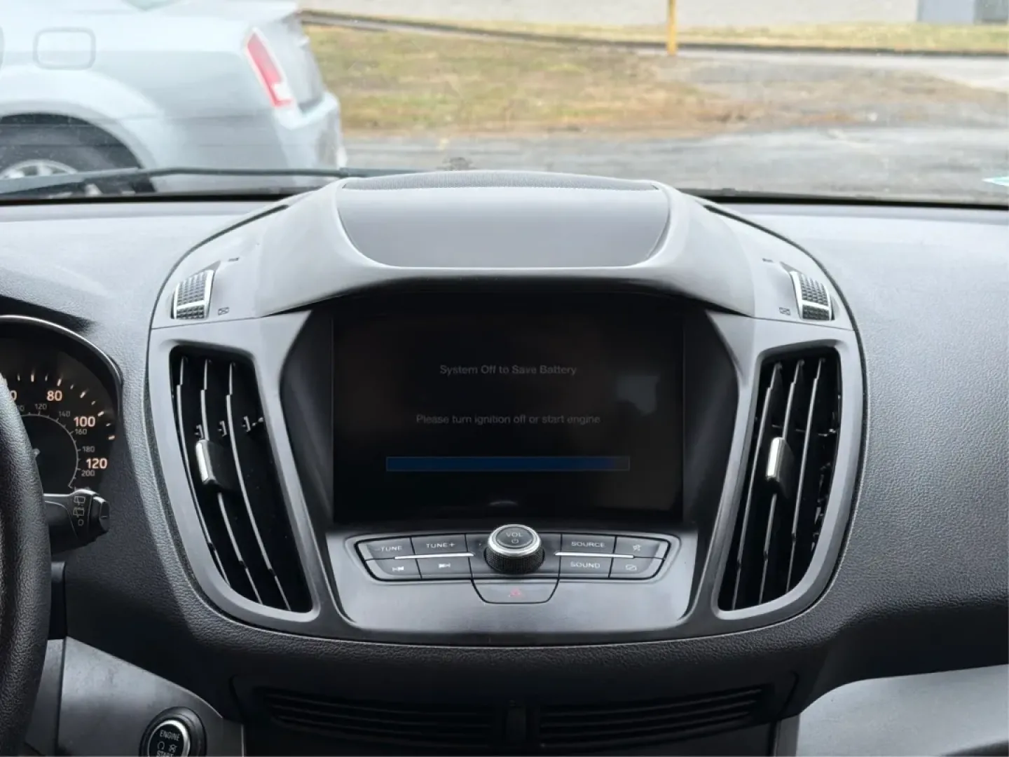 2019 Ford Escape SEL 4WD (1FMCU9HD4KU) with an 1.5L L4 DOHC 16V engine, 6-Speed Automatic transmission, located at 4508 South Dixie Dr, Moraine, OH, 45439, (937) 908-9800, 39.689976, -84.218452 - **Adventure Awaits in the 2019 Ford Escape SEL 4WD: Your Next Family SUV!**<br /> <br /> Embrace the thrill of adventure without compromising comfort and safety with the 2019 Ford Escape SEL 4WD, now available at Advantage Car and Credit - Moraine. Perfect for growing families or anyone seeking a ve - Photo#13