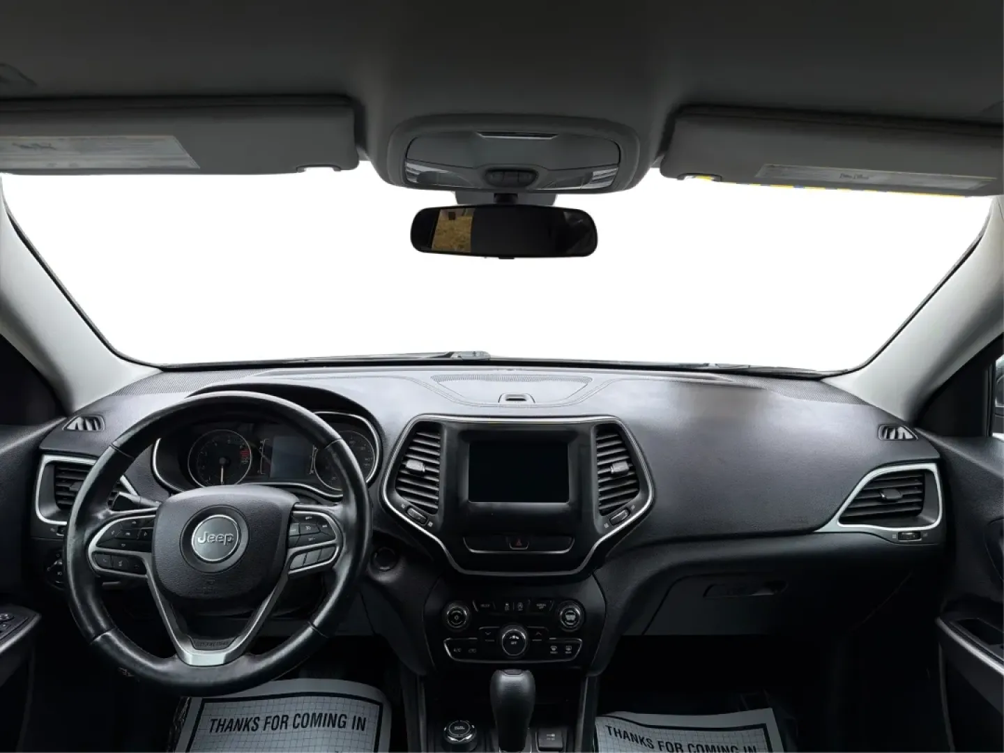 2019 Jeep Cherokee Latitude 4x4 (1C4PJMCB5KD) with an Other engine, located at 4508 South Dixie Dr, Moraine, OH, 45439, (937) 908-9800, 39.689976, -84.218452 - Are you in search of the perfect vehicle to enhance your adventurous lifestyle? Look no further! Advantage Car and Credit in Moraine, OH, presents the ideal ride for those who love exploration and family time alike: the 2019 Jeep Cherokee Latitude 4x4. With its robust capability and family-friendly - Photo#19