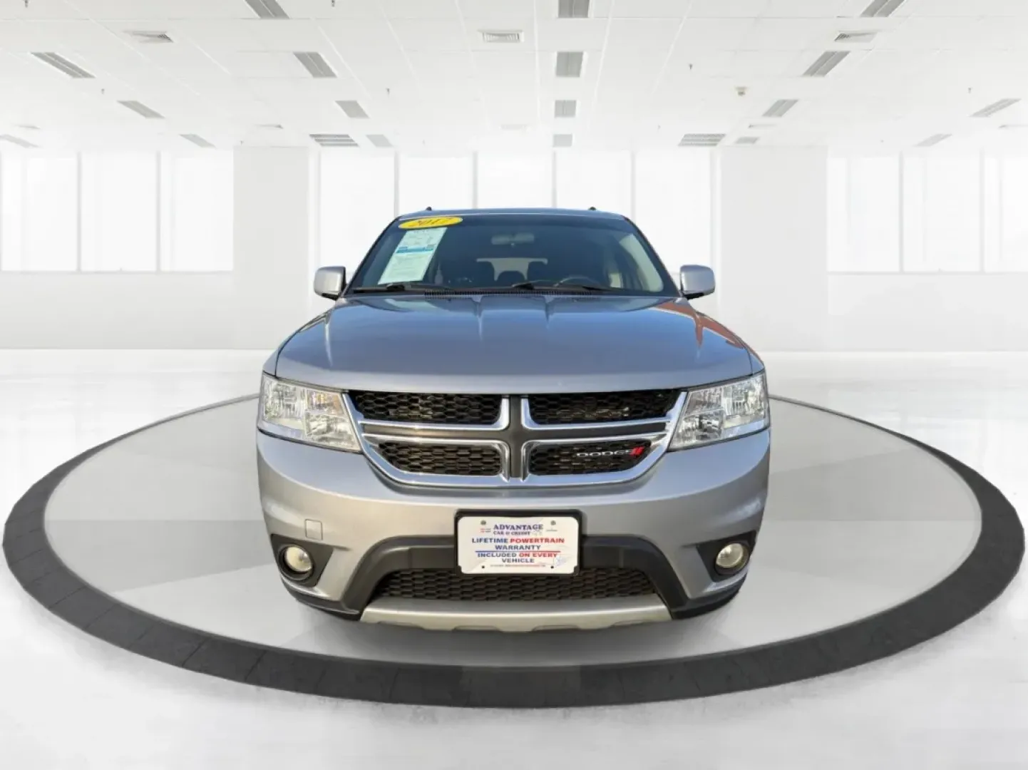 2017 Dodge Journey SXT AWD (3C4PDDBGXHT) with an Pentastar 3.6L V-6 DOHC engine, 6A transmission, located at 880 E. National Road, Vandalia, OH, 45377, (937) 908-9800, 39.891918, -84.183594 - Are you ready to elevate your family adventures or tackle your daily commutes with style and confidence? Look no further than this exceptional **2017 Dodge Journey SXT AWD**. Perfectly suited for growing families or those who crave weekend getaways, this SUV combines versatility, comfort, and perfor - Photo#7