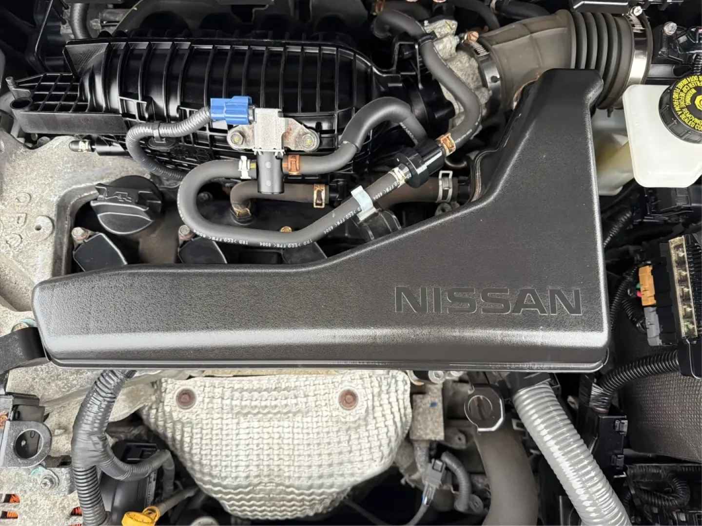 2017 Nissan Rogue SV (JN8AT2MV5HW) with an 2.5L I-4 DOHC engine, located at 401 Woodman Dr, Riverside, OH, 45431, (937) 908-9800, 39.760899, -84.123421 - **Explore the Open Road with the 2017 Nissan Rogue SV Your Perfect Family SUV!**<br /> <br /> Are you looking for a vehicle that effortlessly combines style, practicality, and versatility? The 2017 Nissan Rogue SV is the ultimate choice for growing families and adventure seekers alike. With its spa - Photo#11