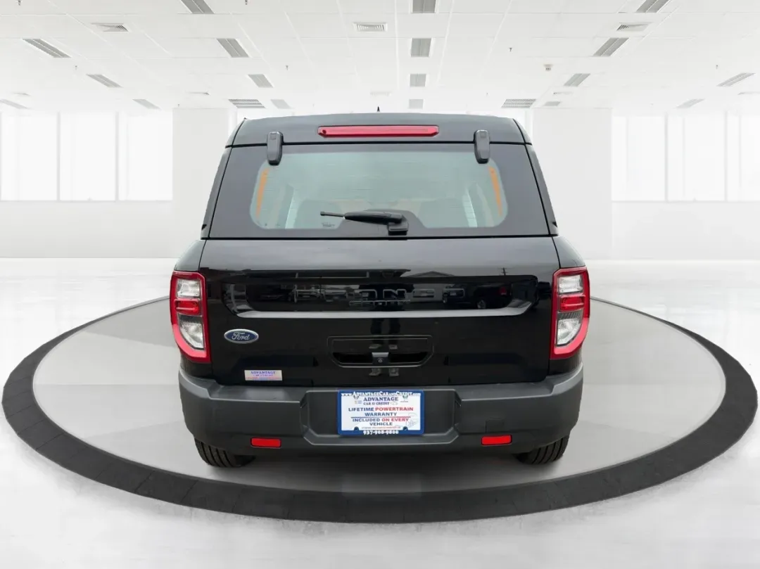 2021 Ford Bronco Sport Base (3FMCR9A63MR) with an Other engine, located at 1230 East Main St, Xenia, OH, 45385, (937) 908-9800, 39.688026, -83.910172 - Experience adventure like never before with the rugged 2021 Ford Bronco Sport Base, now available at Advantage Car and Credit in Xenia, OH! Perfect for outdoor enthusiasts and weekend warriors, this versatile SUV is designed to handle both urban streets and off-road trails. With stylish elegance and - Photo#3