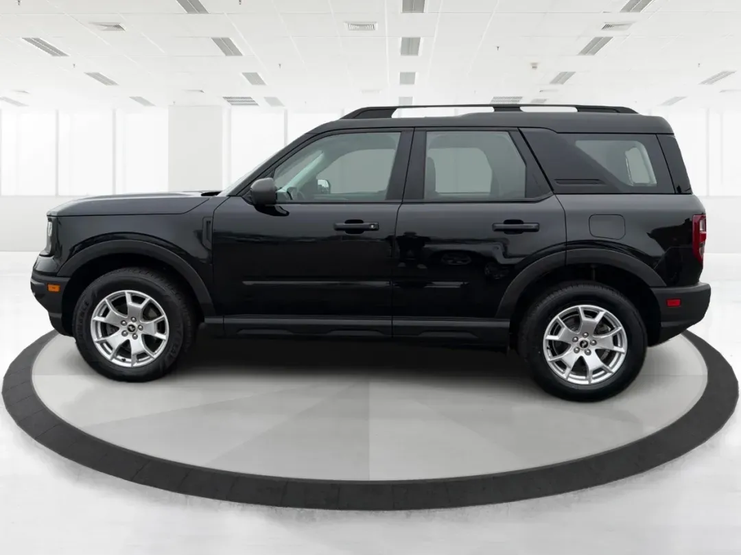 2021 Ford Bronco Sport Base (3FMCR9A63MR) with an Other engine, located at 1230 East Main St, Xenia, OH, 45385, (937) 908-9800, 39.688026, -83.910172 - Experience adventure like never before with the rugged 2021 Ford Bronco Sport Base, now available at Advantage Car and Credit in Xenia, OH! Perfect for outdoor enthusiasts and weekend warriors, this versatile SUV is designed to handle both urban streets and off-road trails. With stylish elegance and - Photo#5